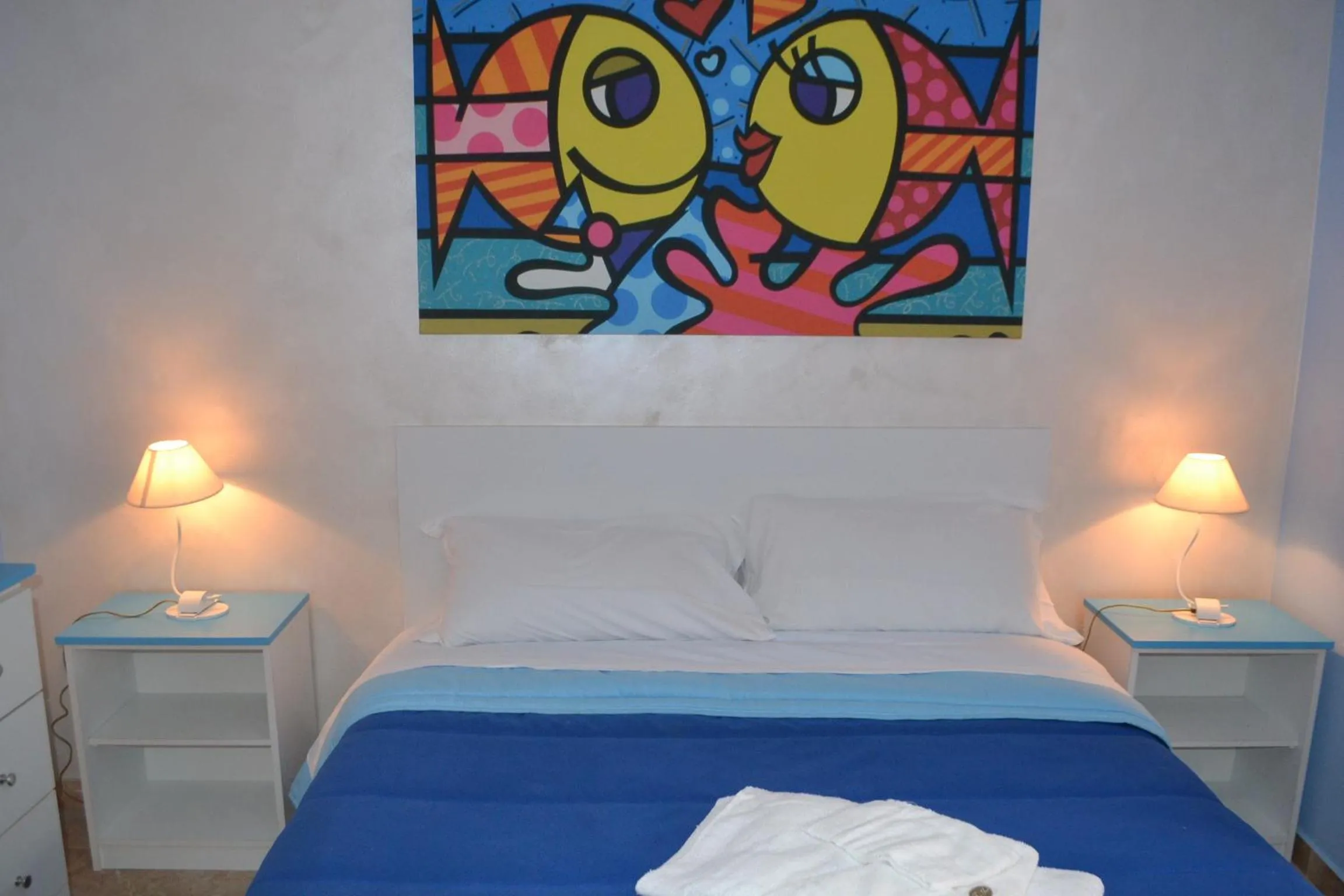Photo of the whole room, Bed in La Marinella