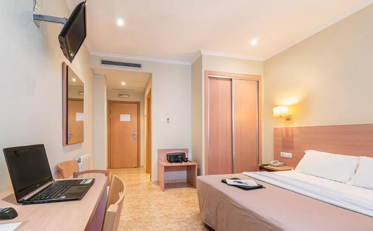 Bedroom, Bed in Hotel Alba