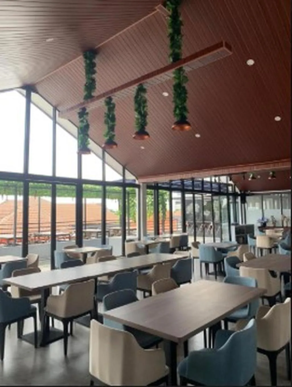 Restaurant/places to eat in Trix House Malang