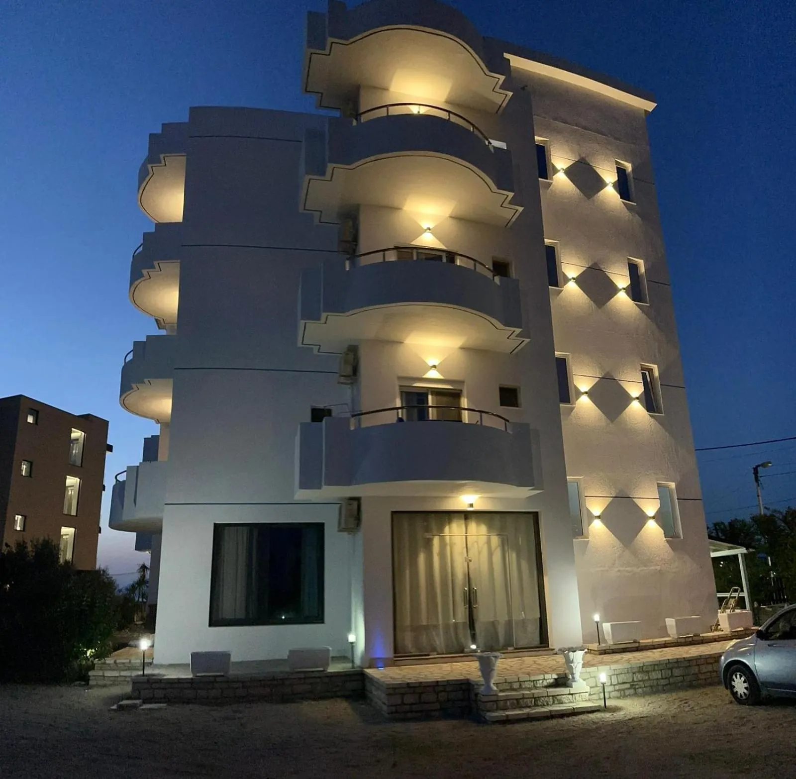 Property building in Hotel Belle Vue