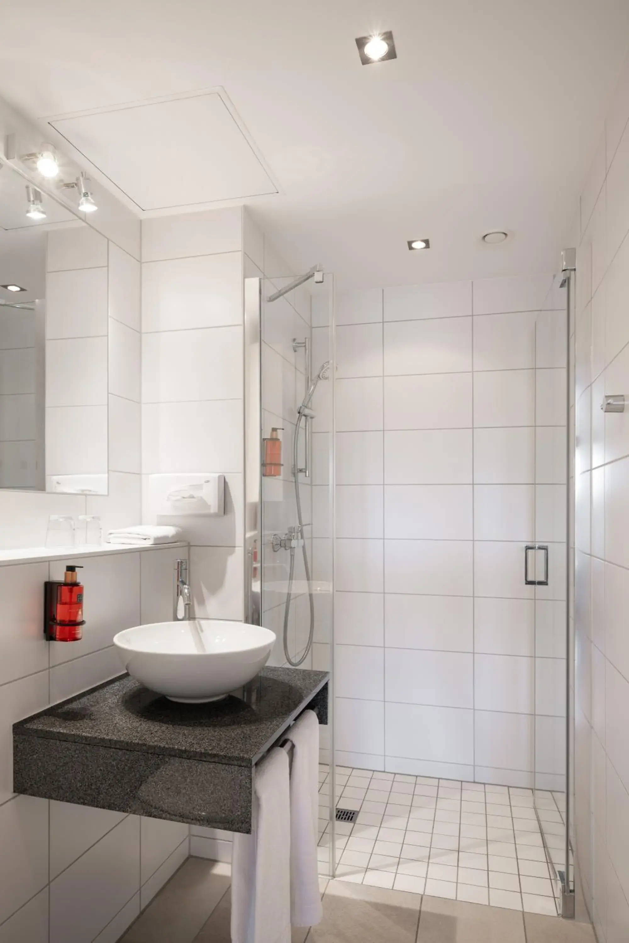 One-Bedroom Apartment - single occupancy in Snooze Apartments One-Bedroom Apartment - single occupancy in Snooze Apartments