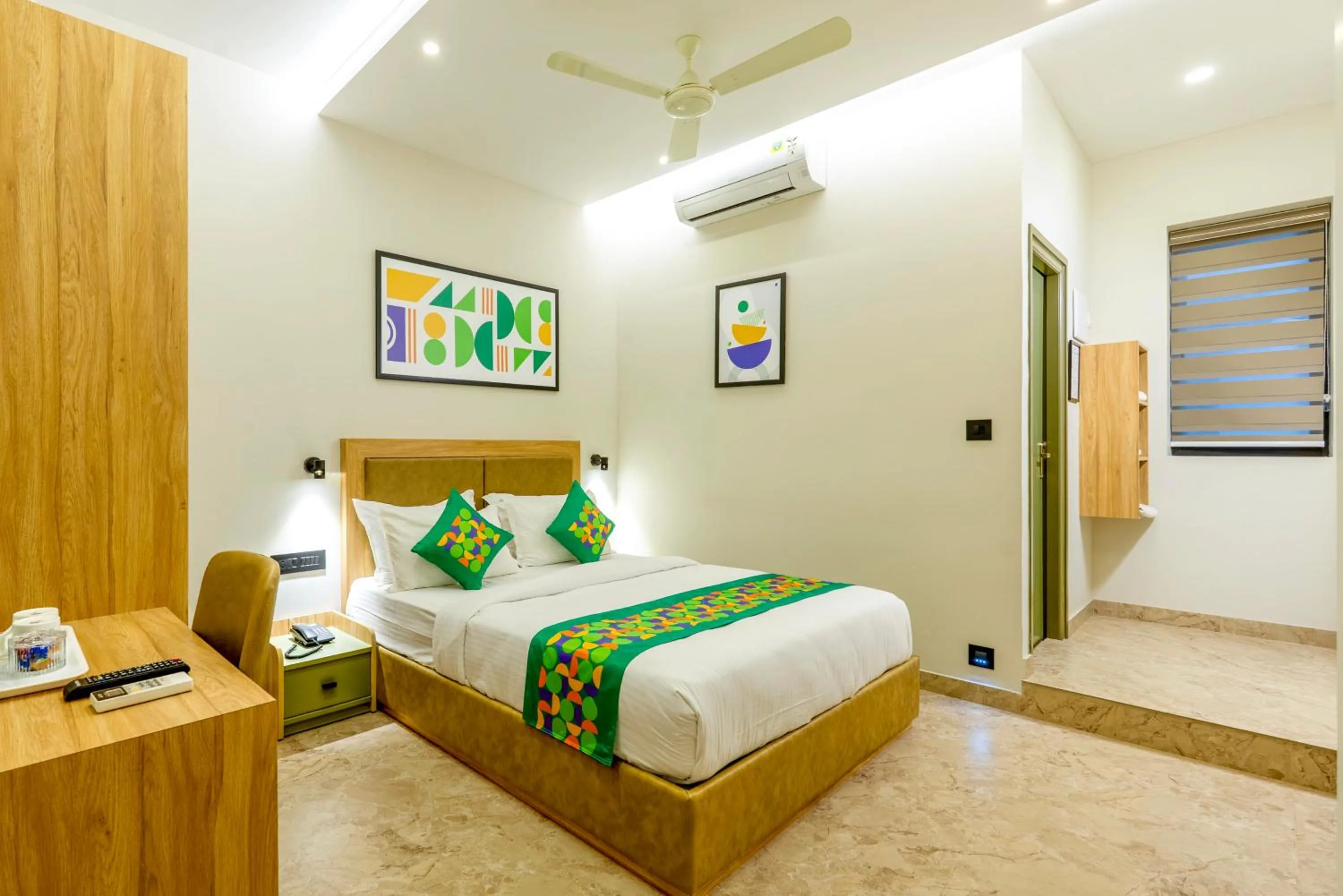 Deluxe Room - single occupancy in Treebo Deluxe Inn, Chromepet