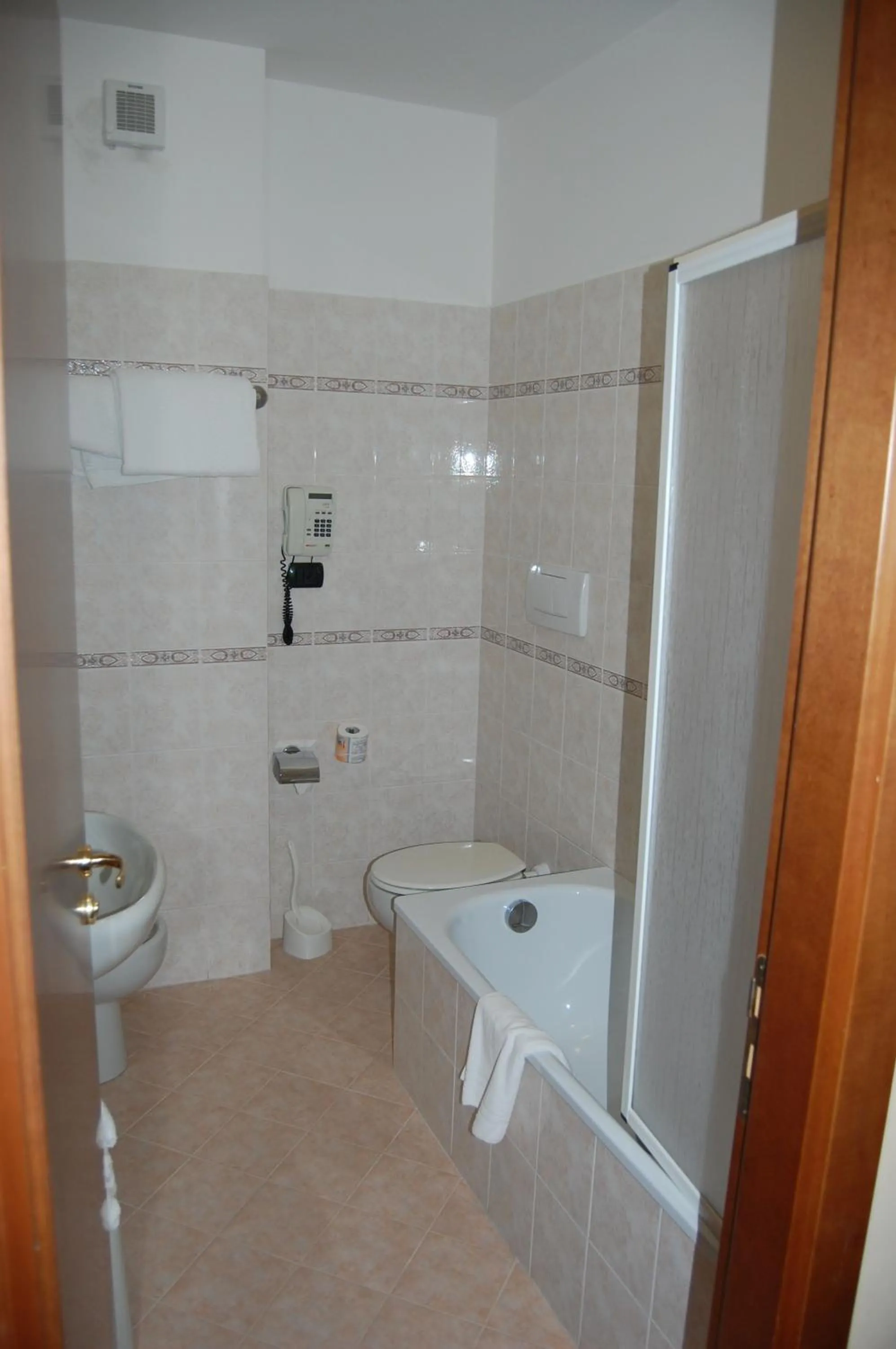 Bathroom in Grand Hotel Moroni