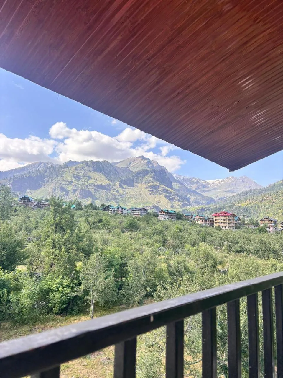 Manali Mornings