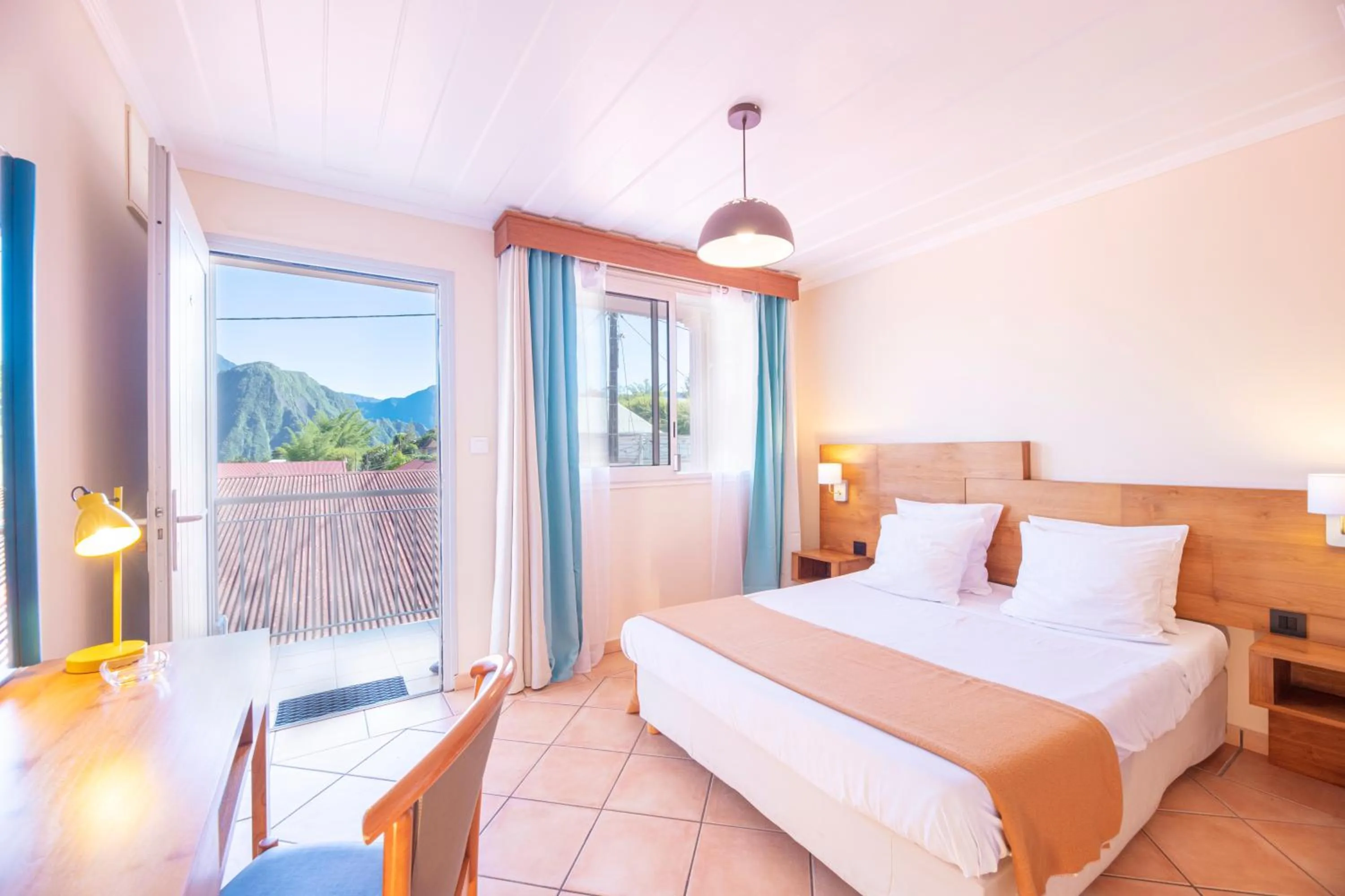 Photo of the whole room, Bed in Le Relais Des Cimes