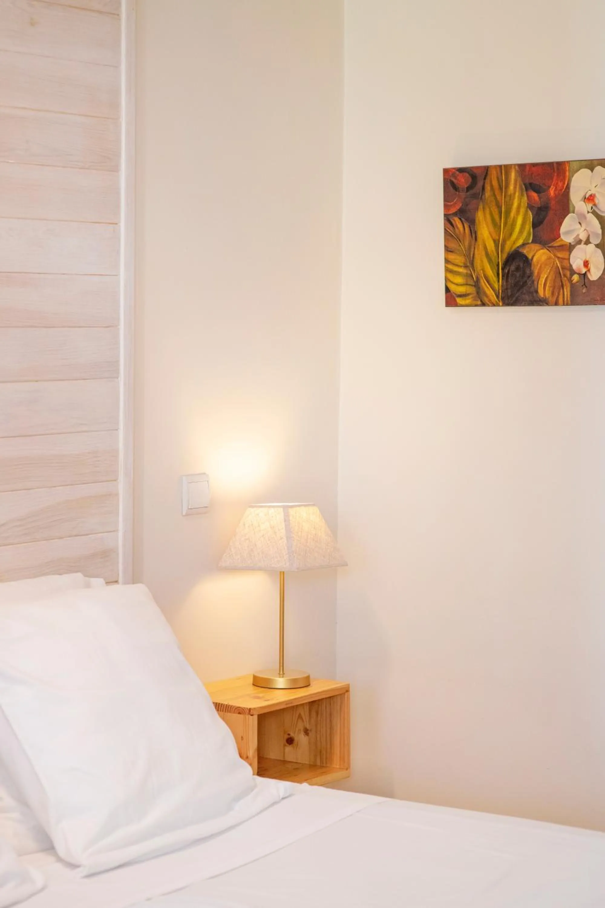 Decorative detail, Bed in Le Relais Des Cimes