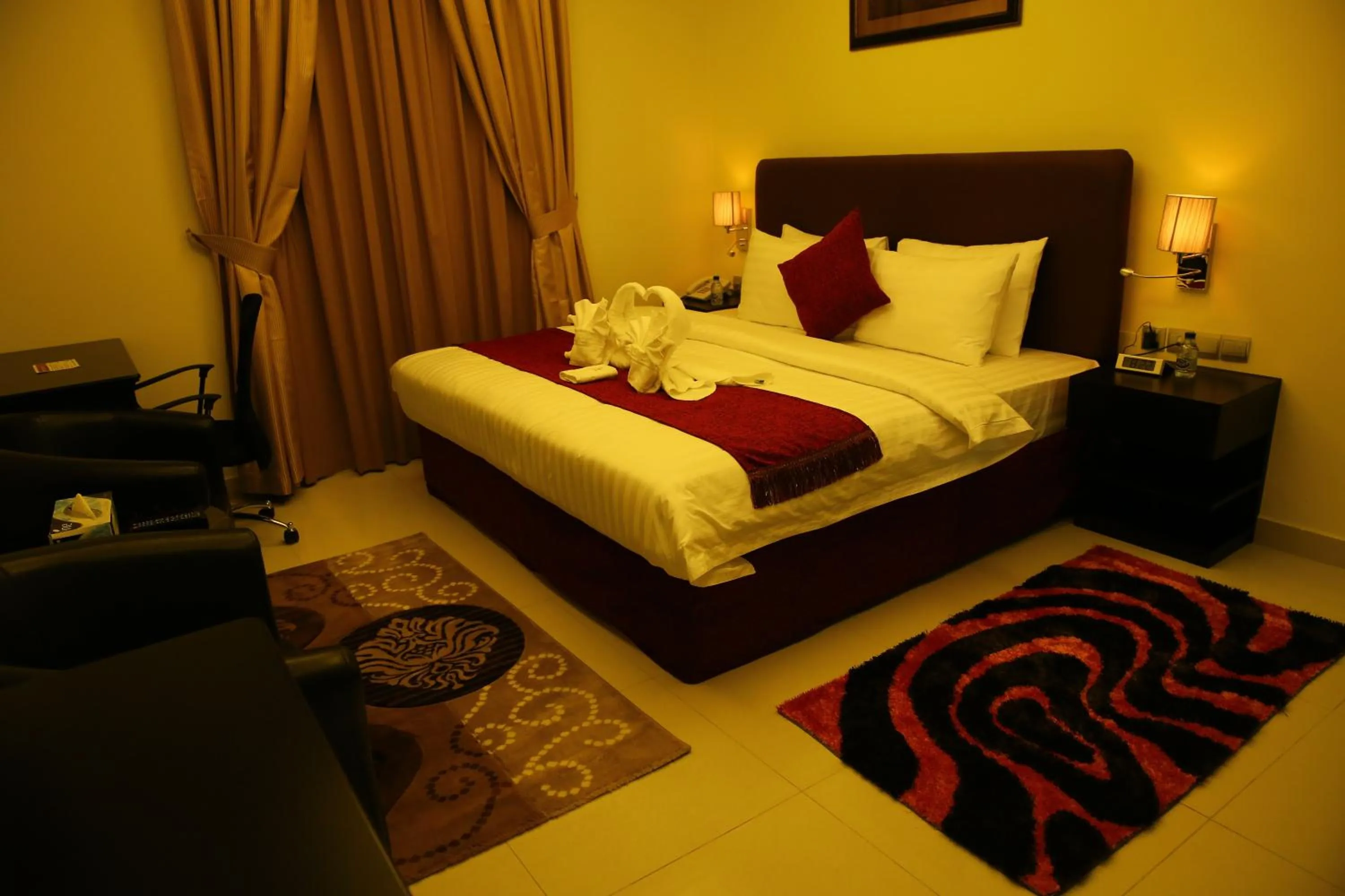 Bedroom, Bed in Mirage Hotel Al Aqah