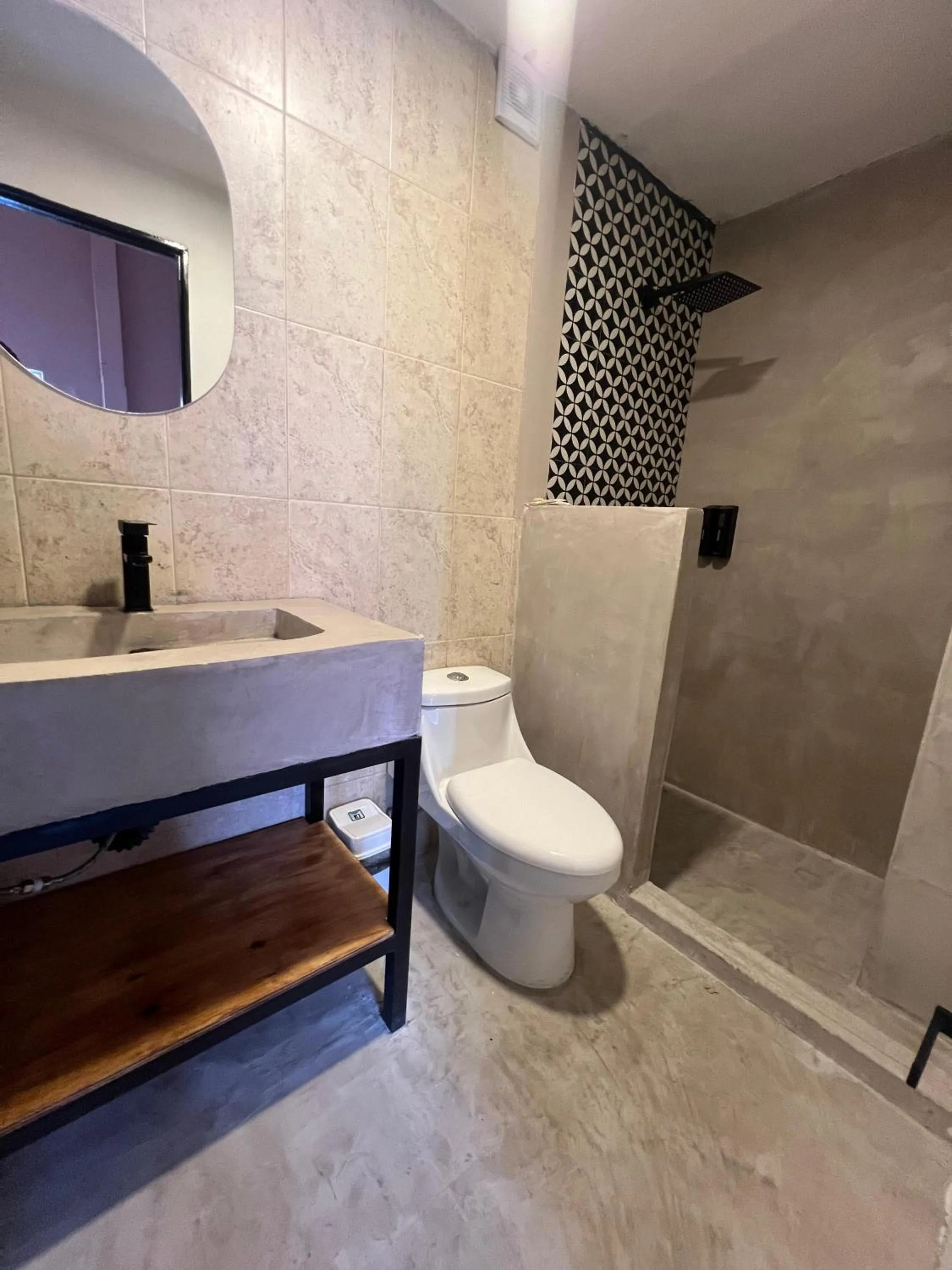 Bathroom in Adhoc Barrio Antiguo