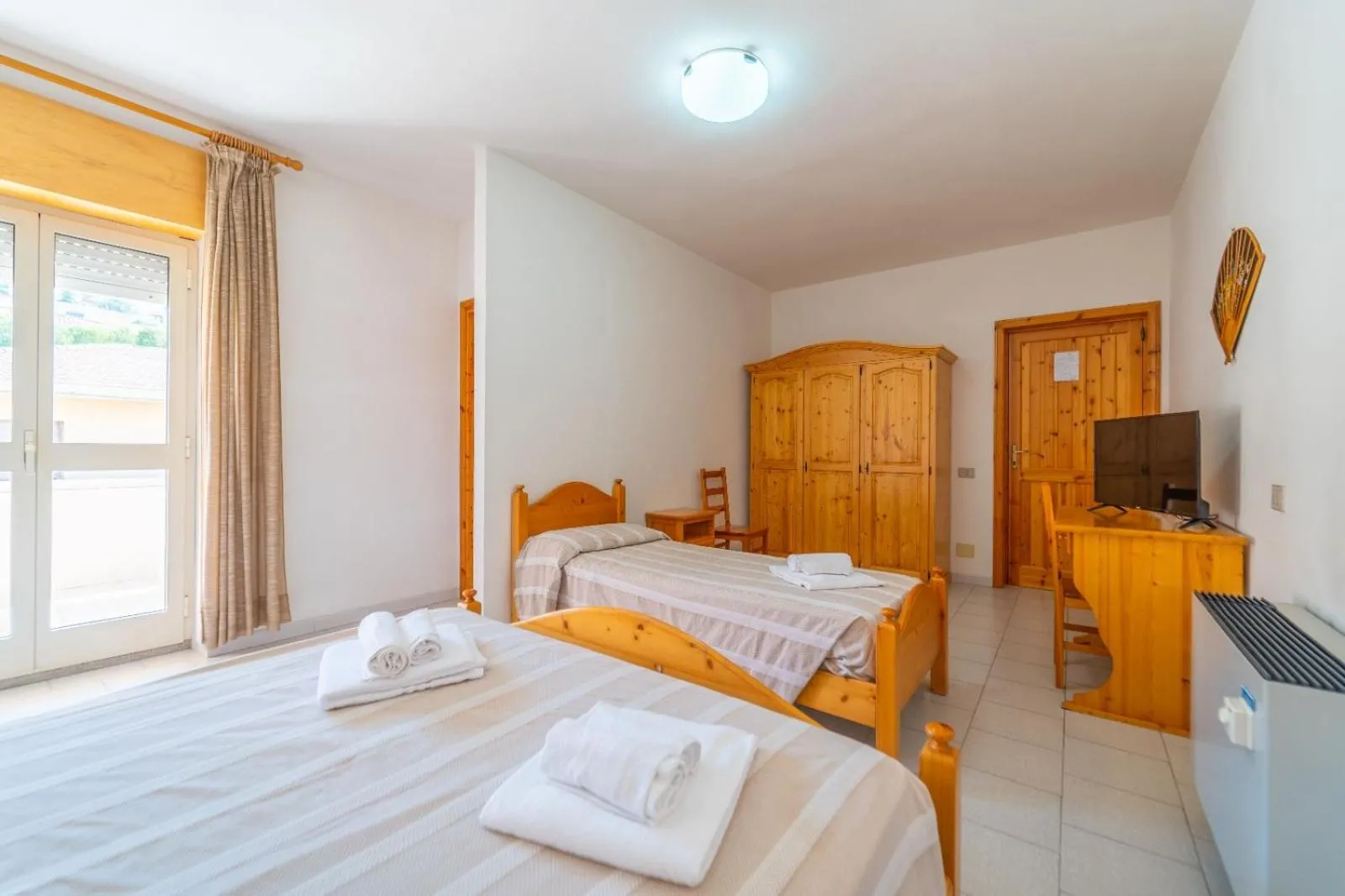 Double Room with Balcony (2 Adults + 1 Child) in hotel panorama