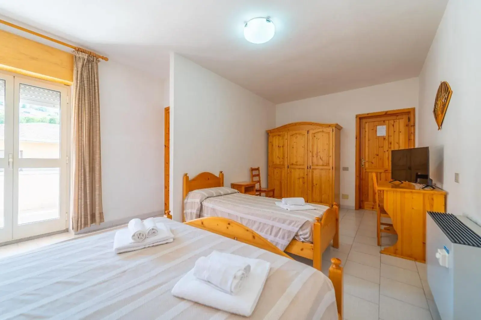 Double Room with Balcony (2 Adults + 1 Child) in hotel panorama Double Room with Balcony (2 Adults + 1 Child) in hotel panorama