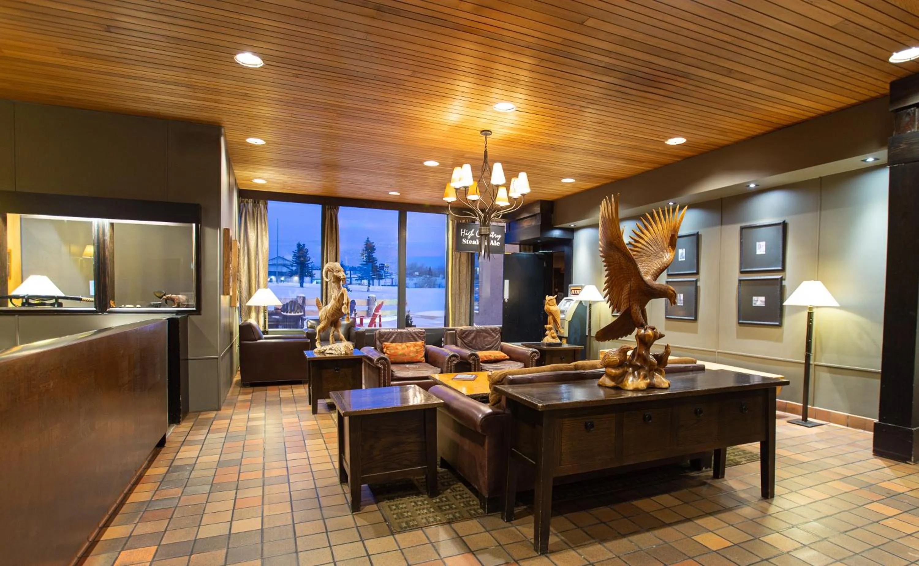 Grande Cache Hotel