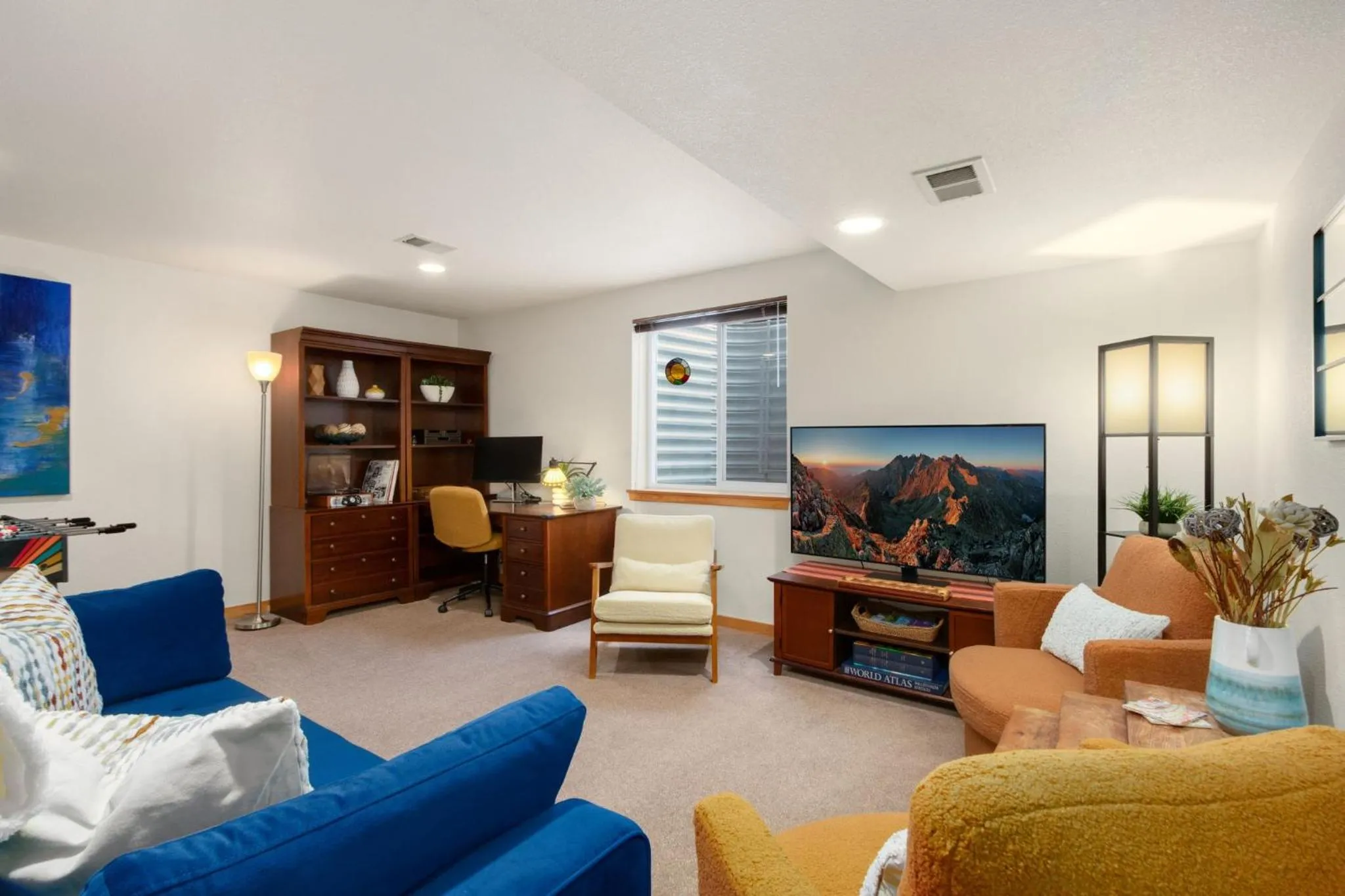 Rigden Retreat Garage, Dog Friendly, Near Trails
