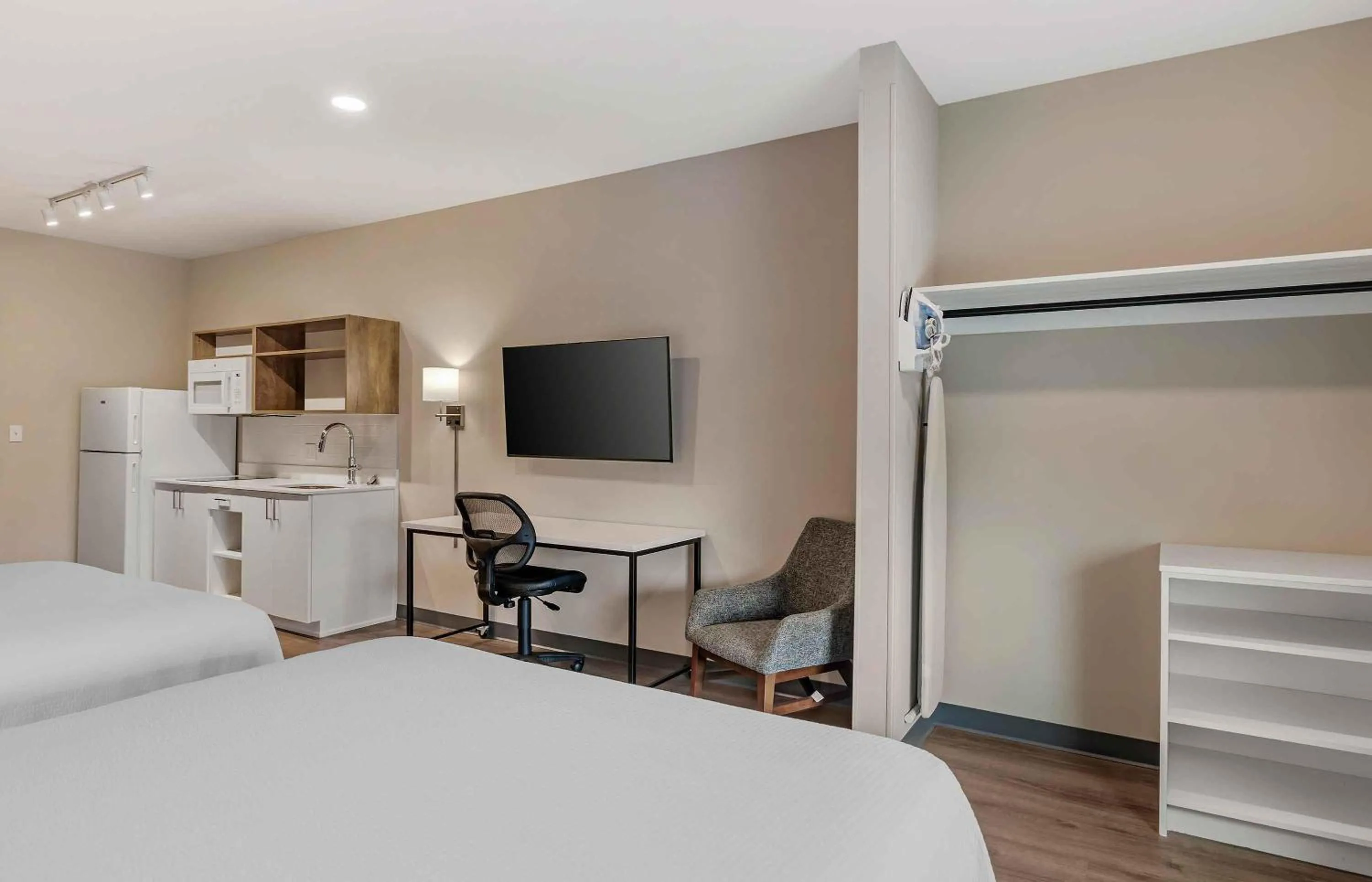 Bedroom, Bed in Extended Stay America Premier Suites - Jacksonville - Airport