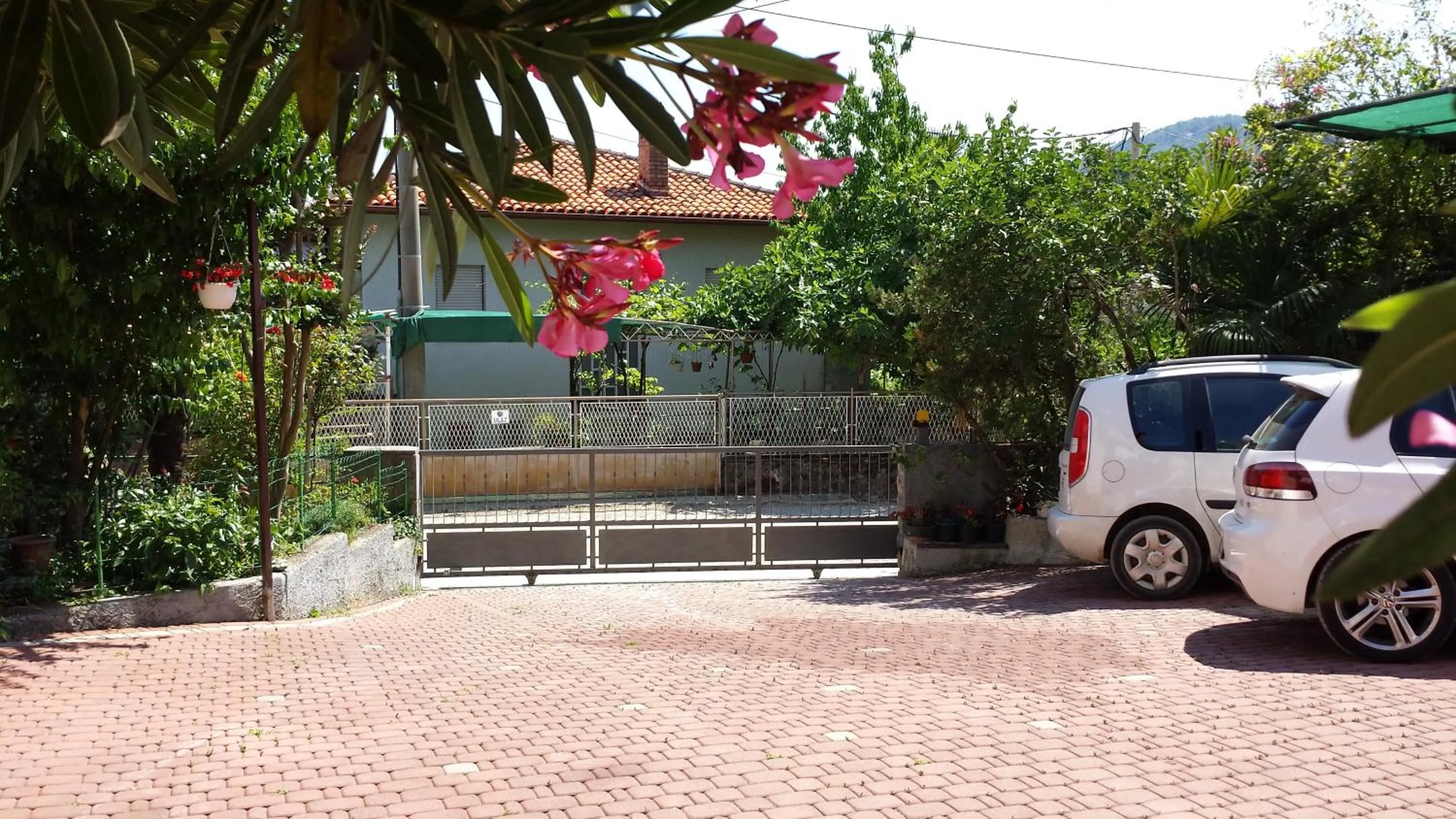 Apartments Paco & Bony