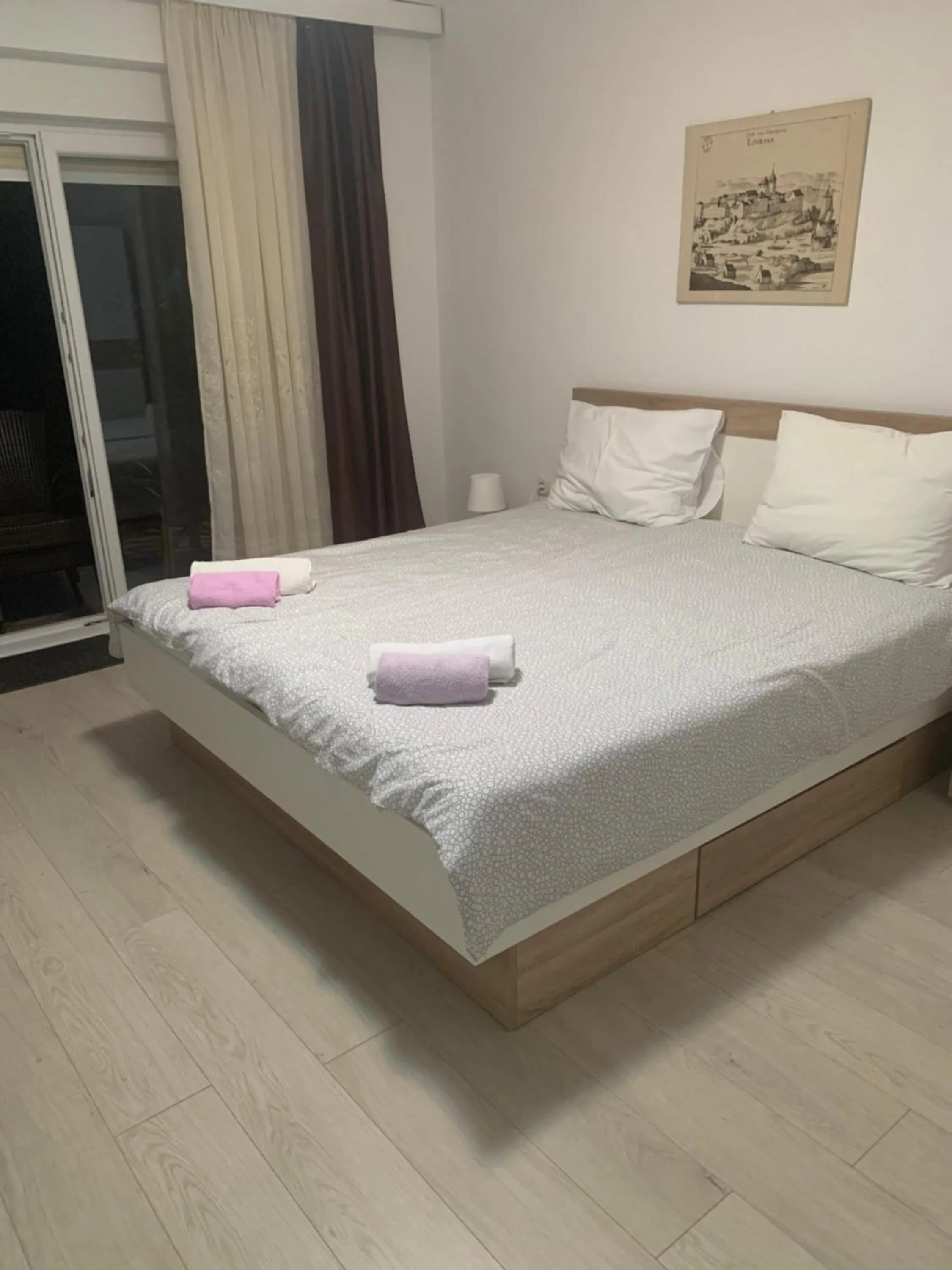 Bed in Apartments Paco & Bony