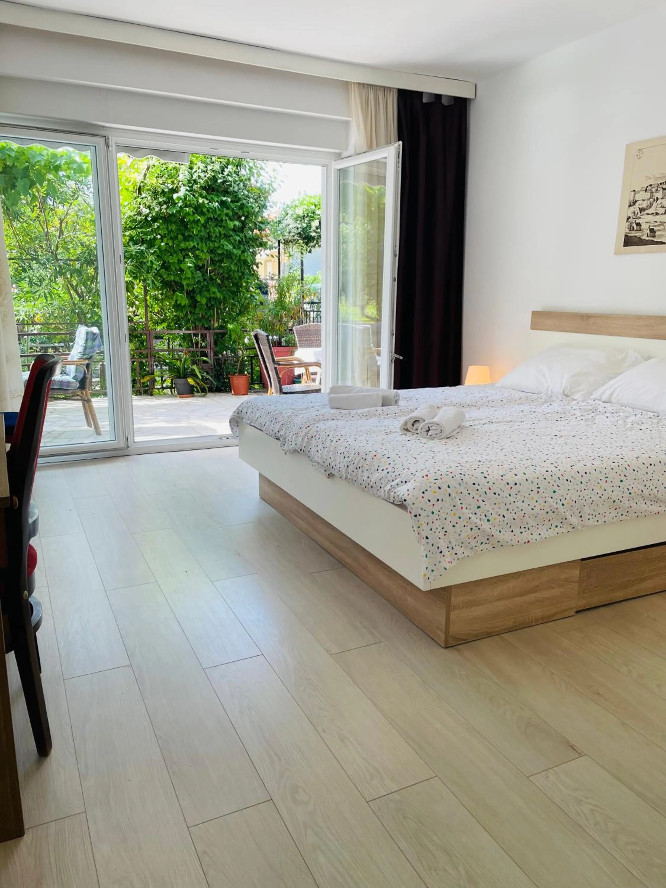 Bed in Apartments Paco & Bony