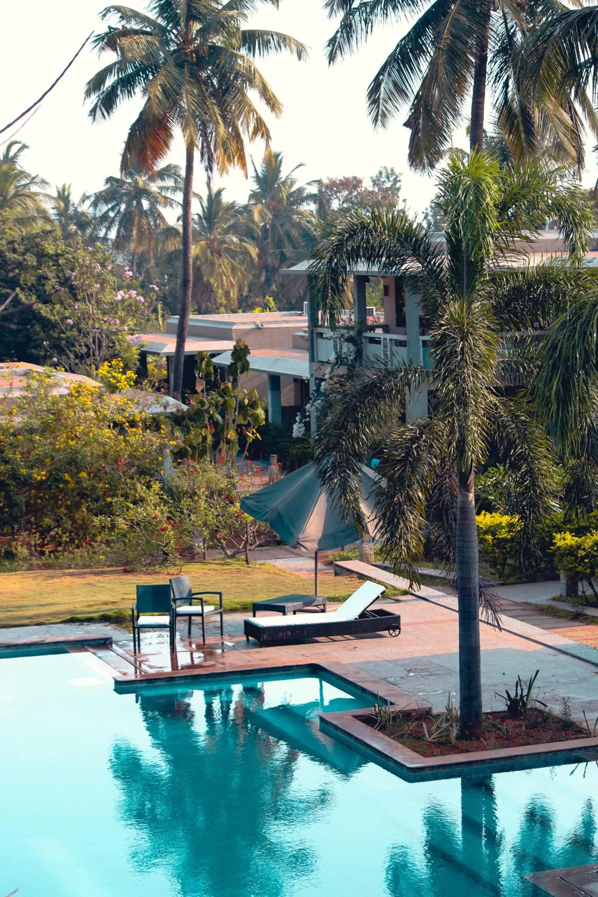 Swimming pool in Heritage Resort Hampi