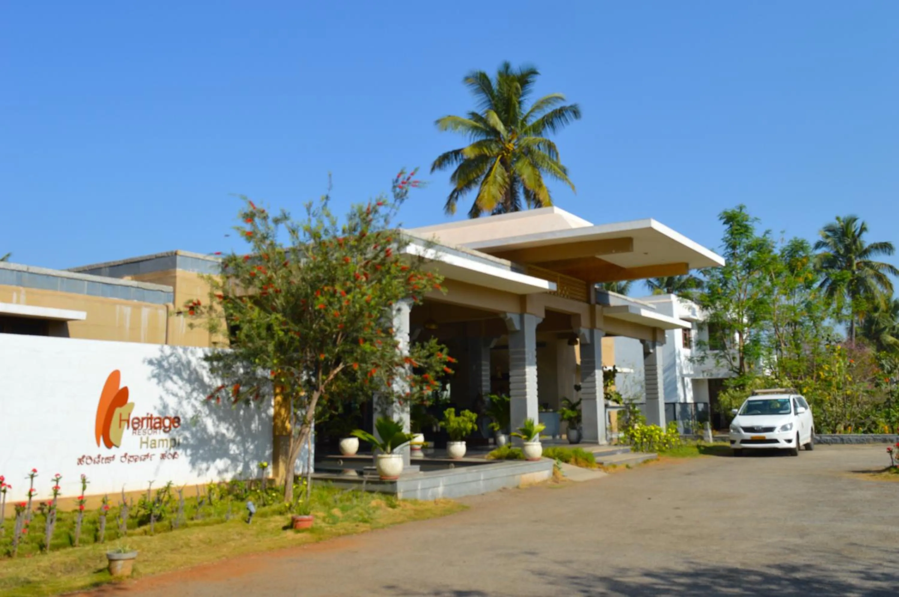 Facade/entrance in Heritage Resort Hampi