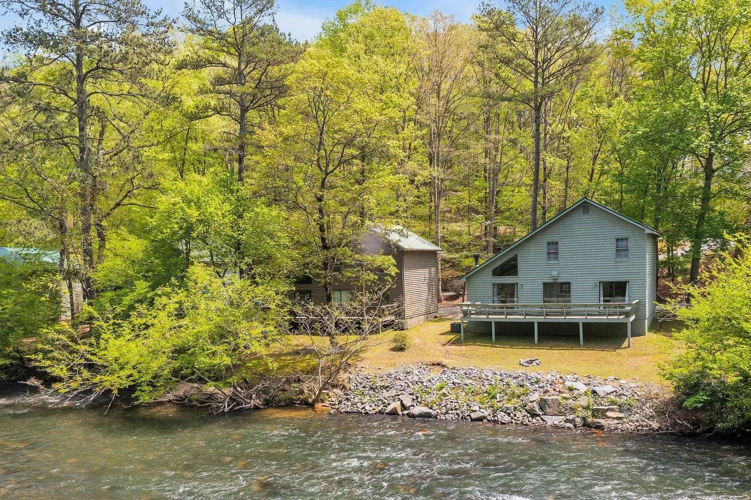 Property building in Coosawattee River Resort Property building in Coosawattee River Resort