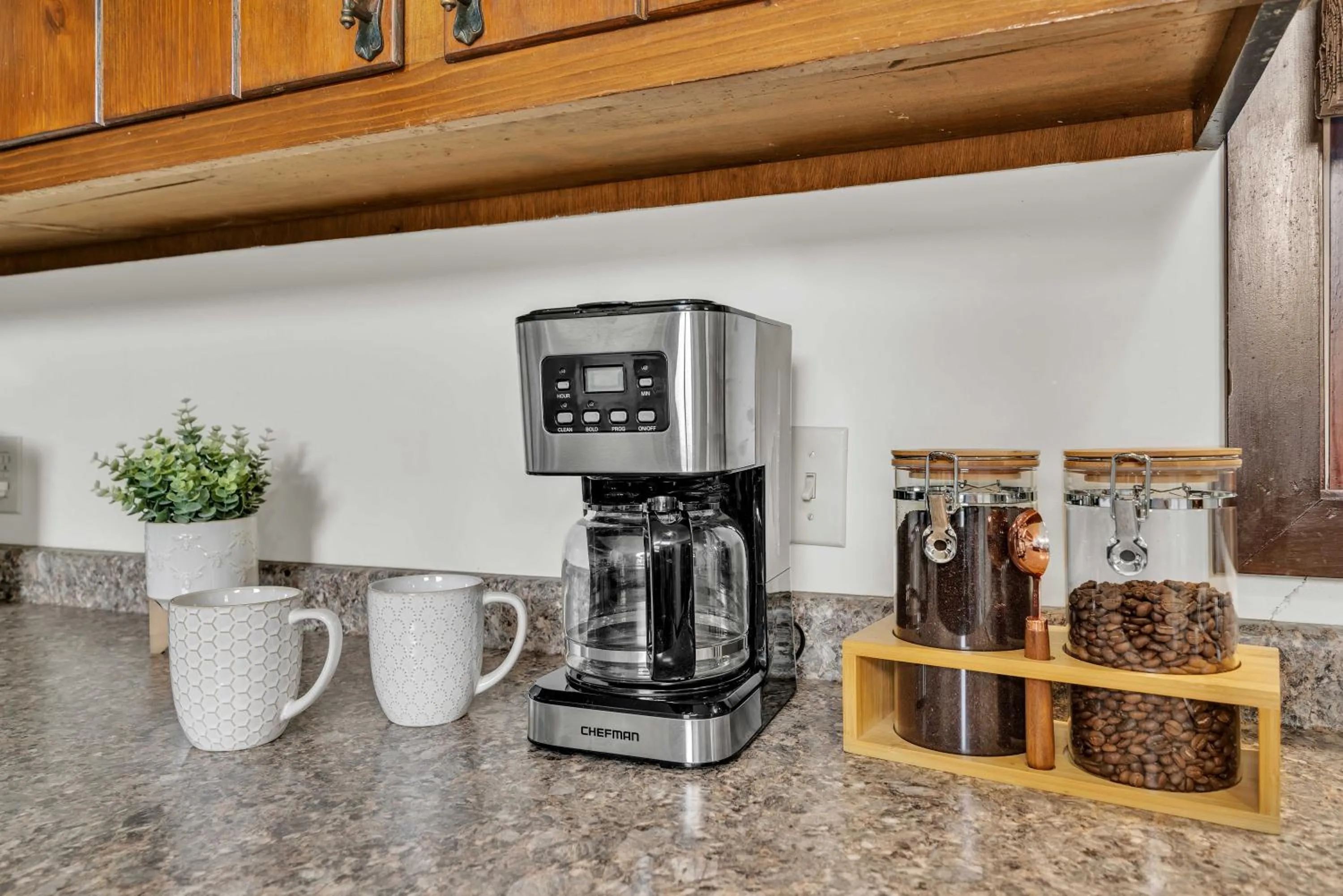 Kitchen or kitchenette in Coosawattee River Resort