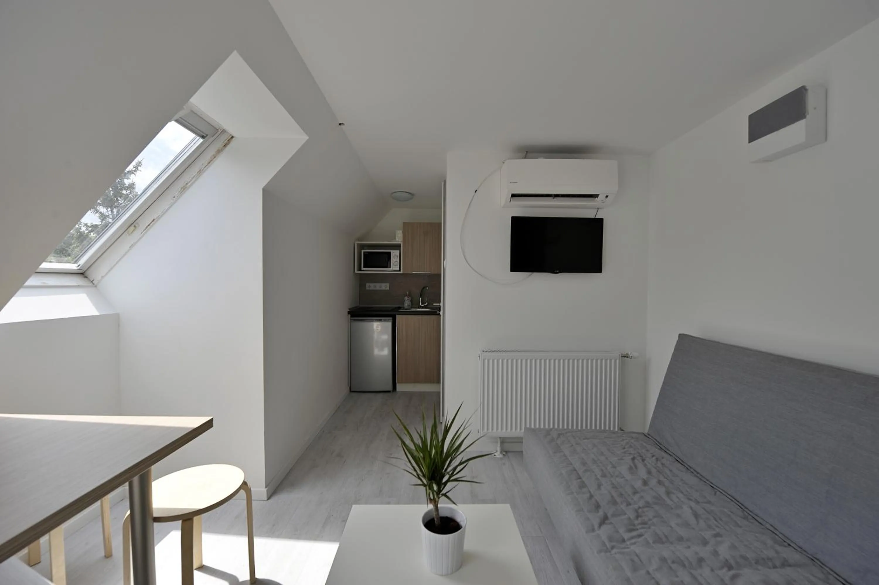 Kitchen or kitchenette in Villa Oliver 1 Siófok