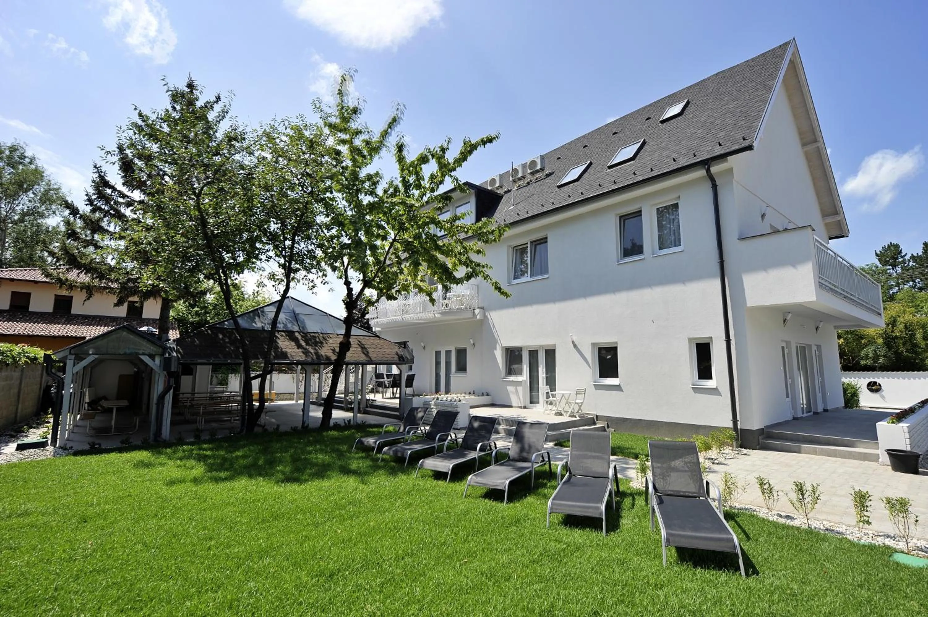 Garden in Villa Oliver 1 Siófok