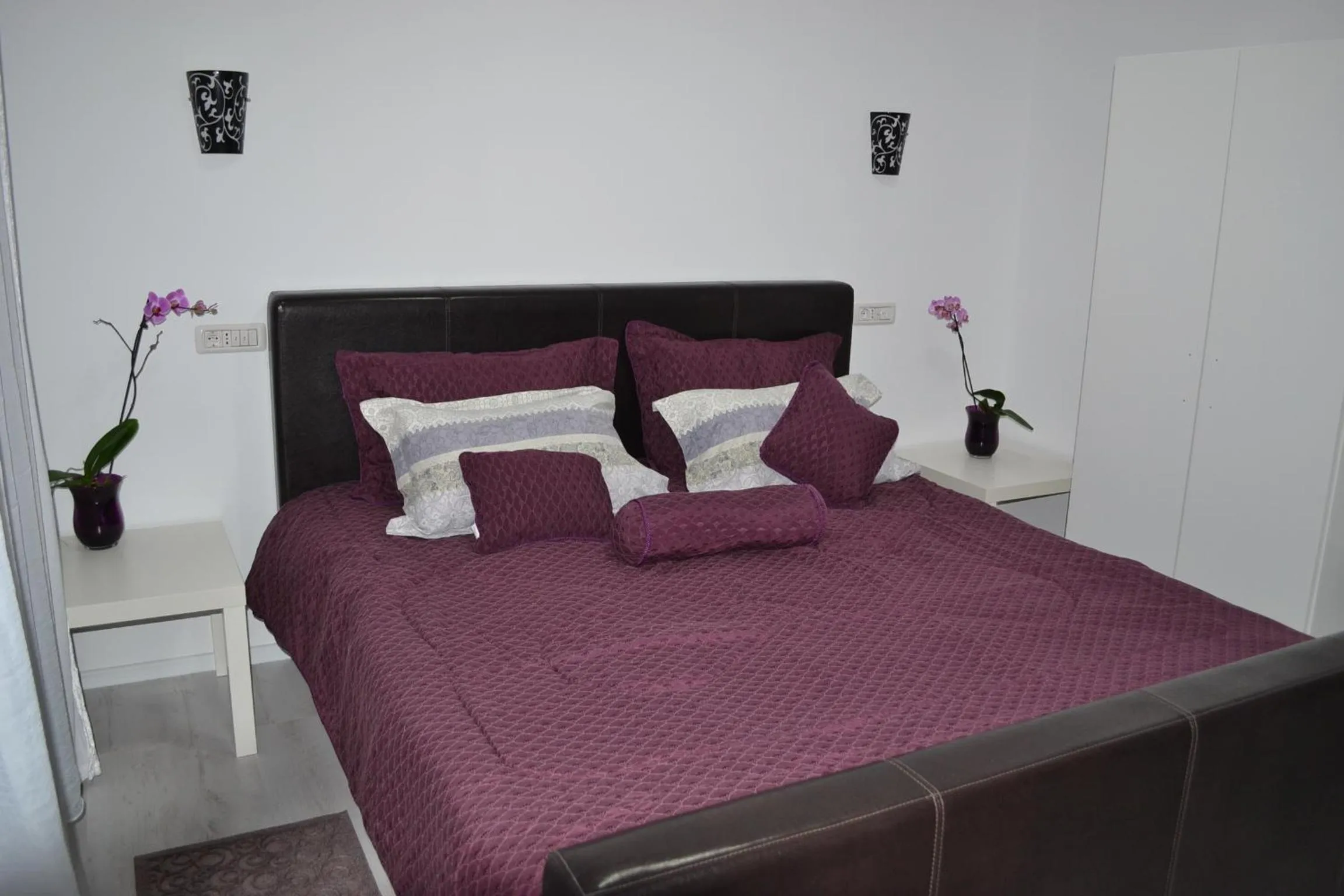 Bed in City Park Residence