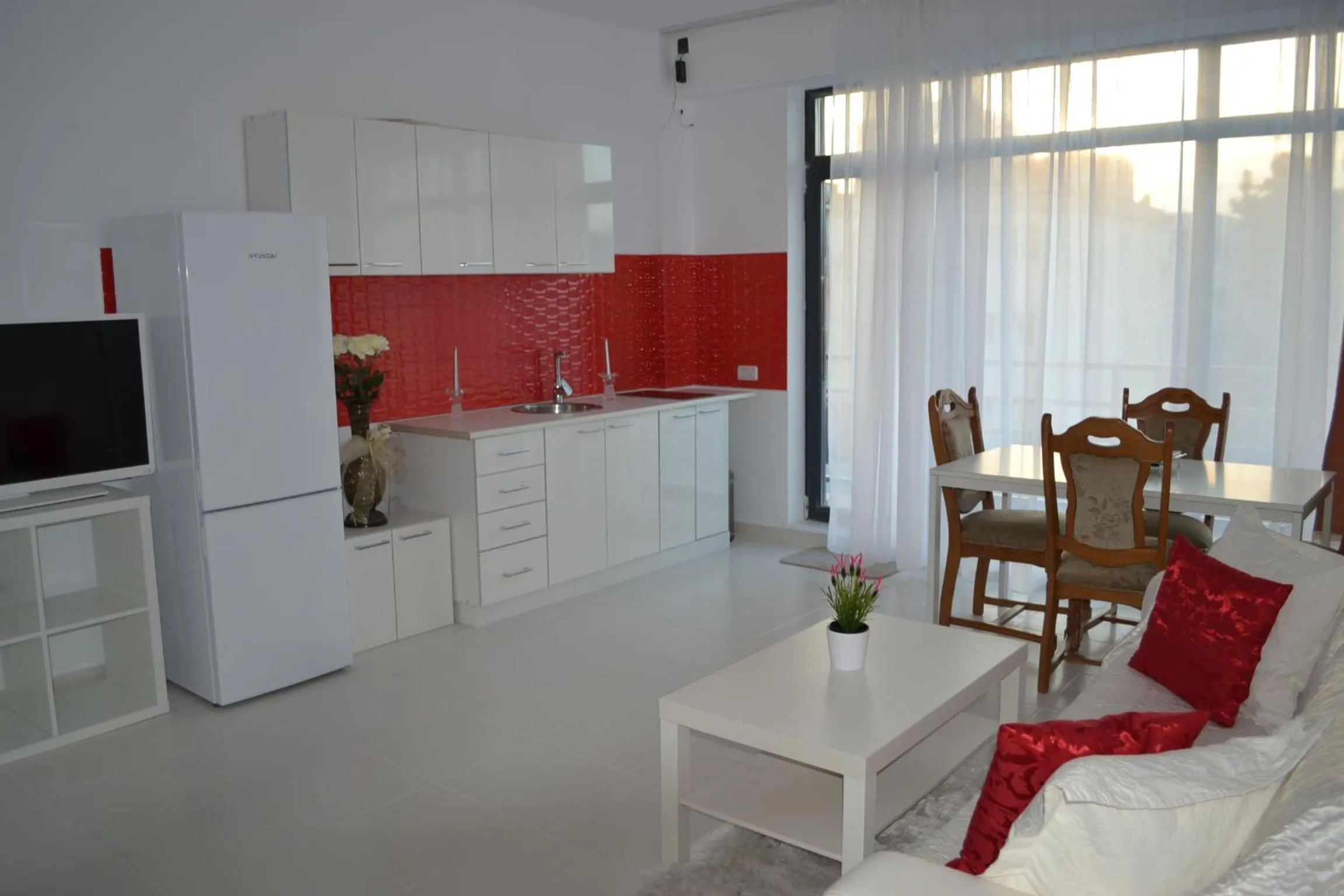 Dining area in City Park Residence