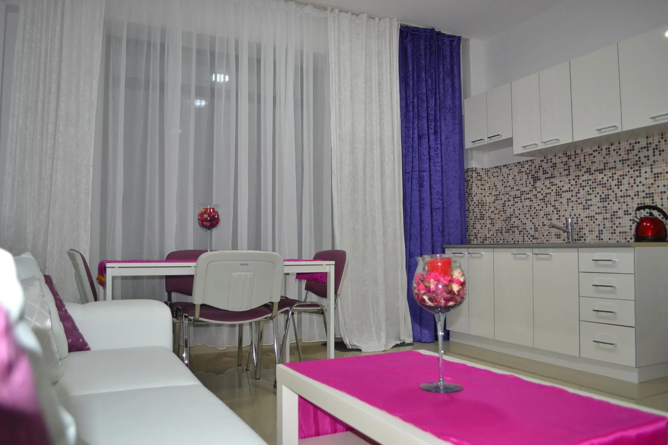 Living room in City Park Residence