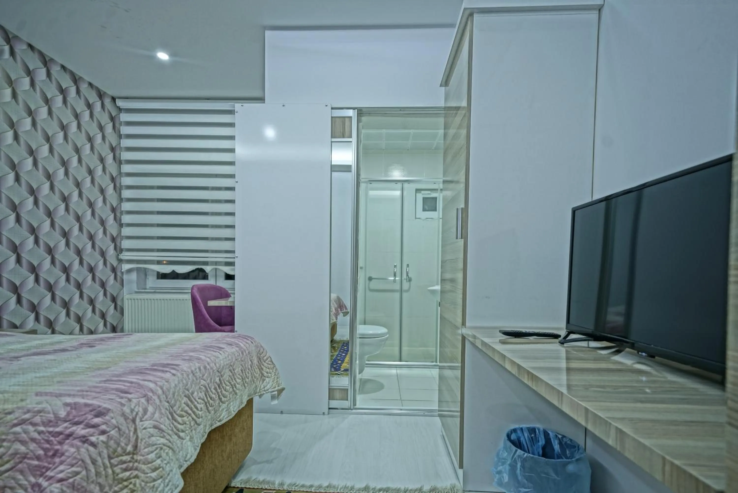 Shower, Bed in Cappadocia Symbol Hotel