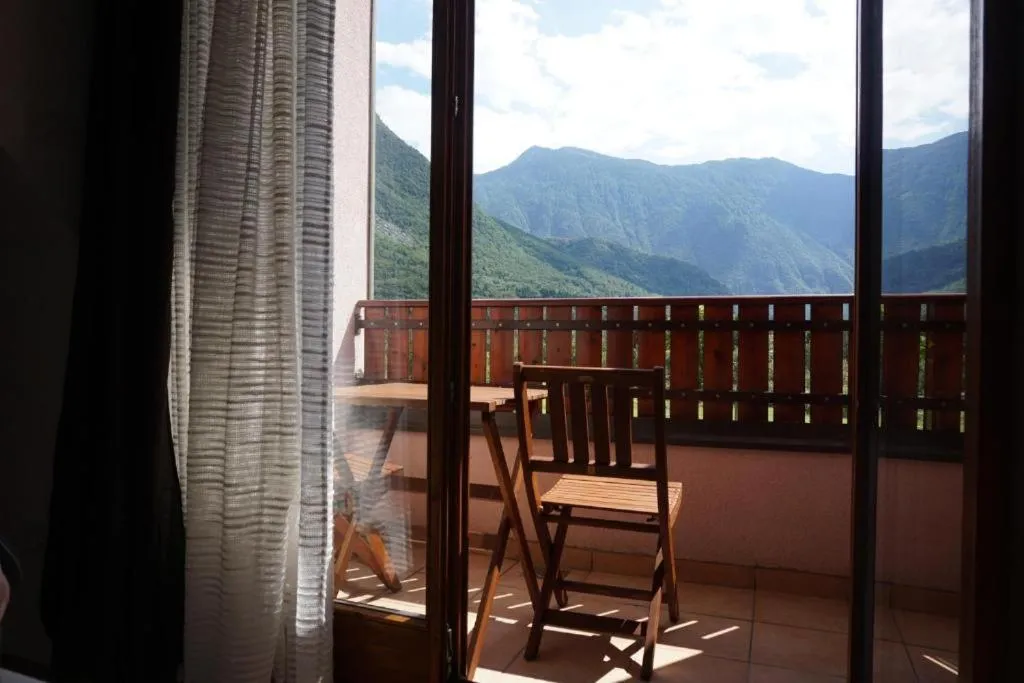 Mountain view in Apartments Kravanja