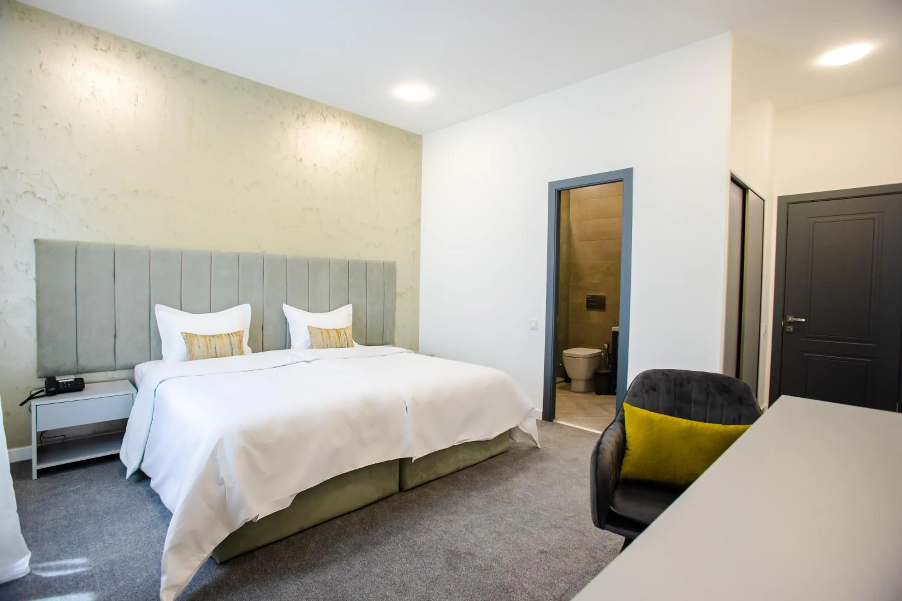 Bed in Benefice Hotel Yerevan-通緝