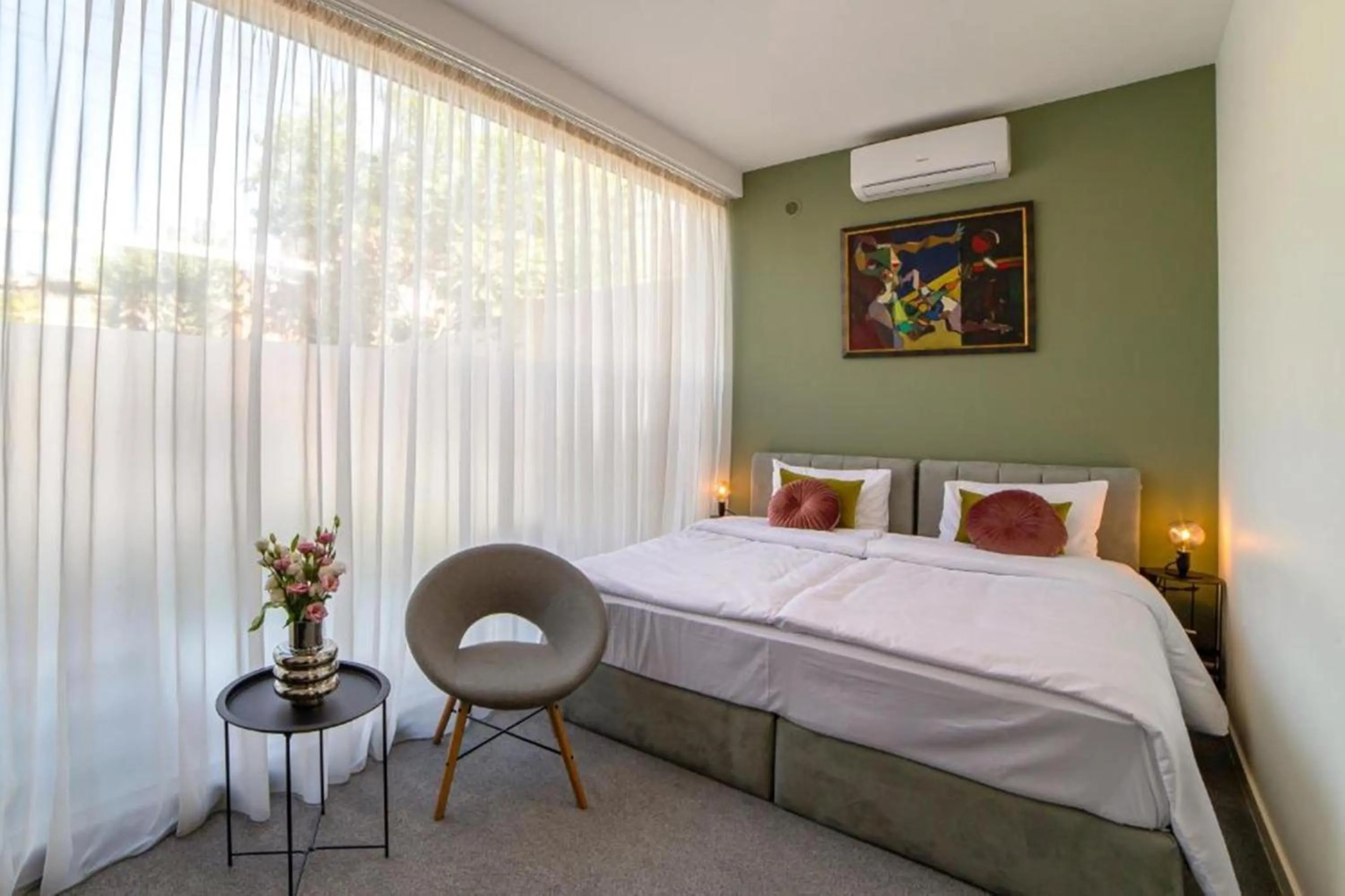 Bed in Benefice Hotel Yerevan-通緝