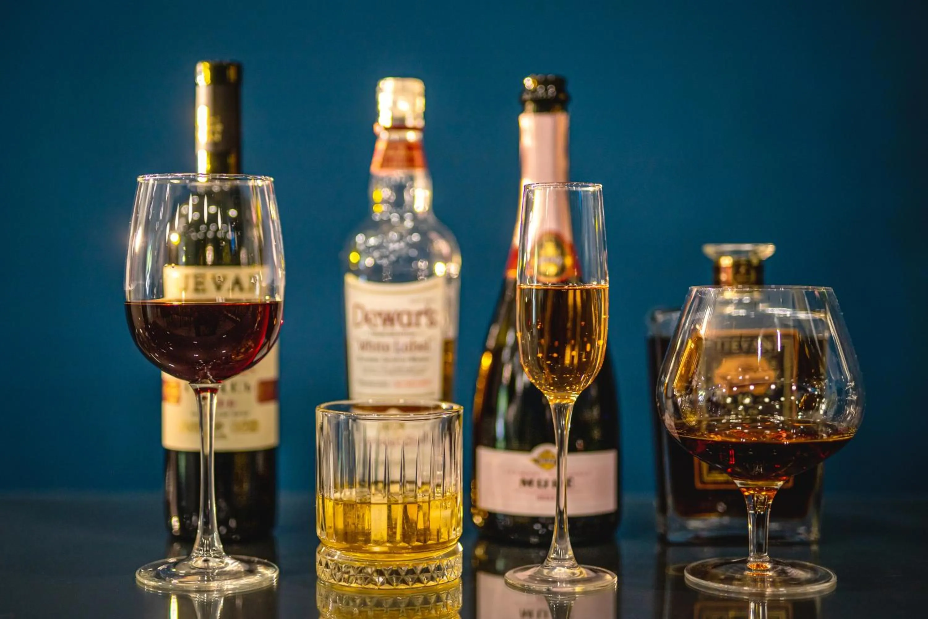 Alcoholic drinks in Benefice Hotel Yerevan-通緝