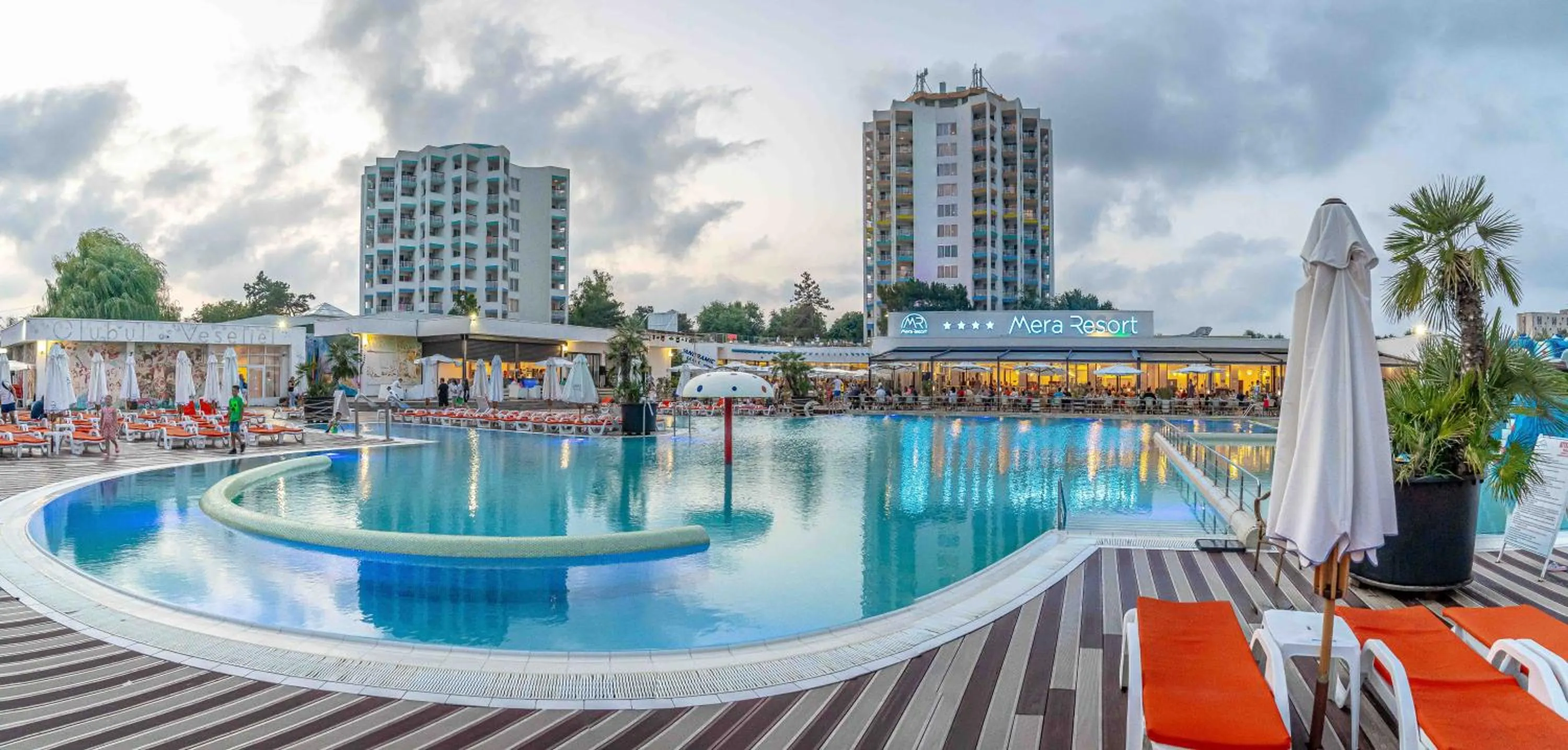Property building in Mera Resort