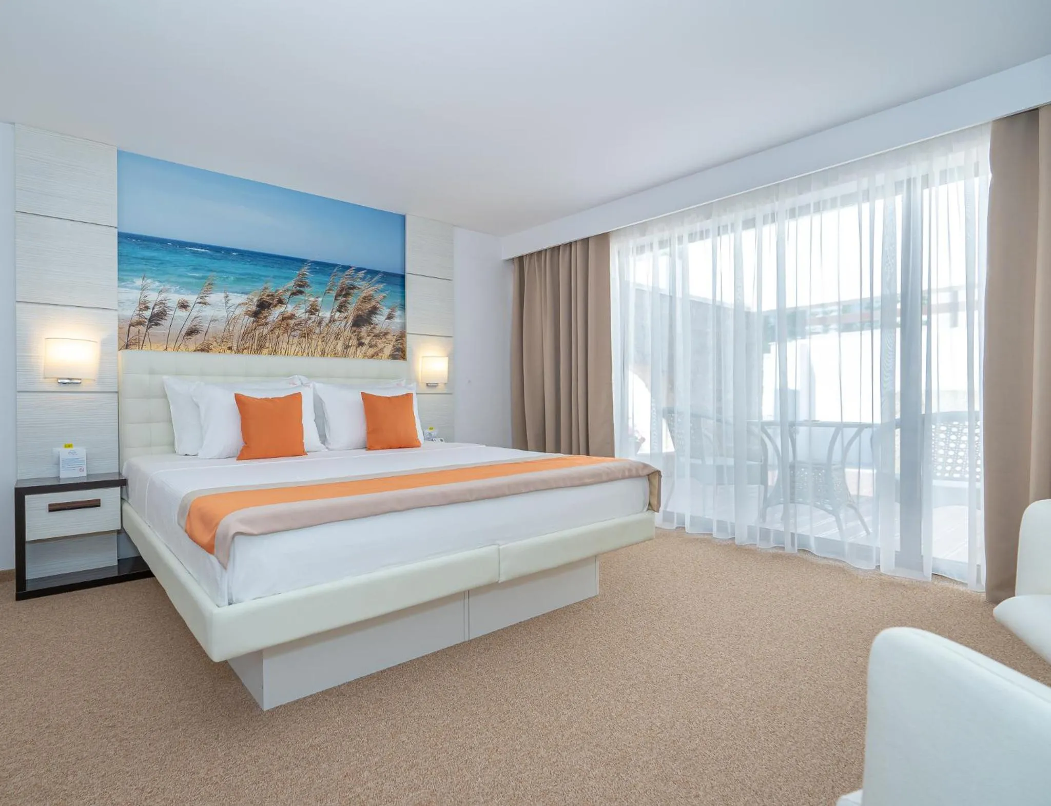Bedroom, Bed in Mera Resort