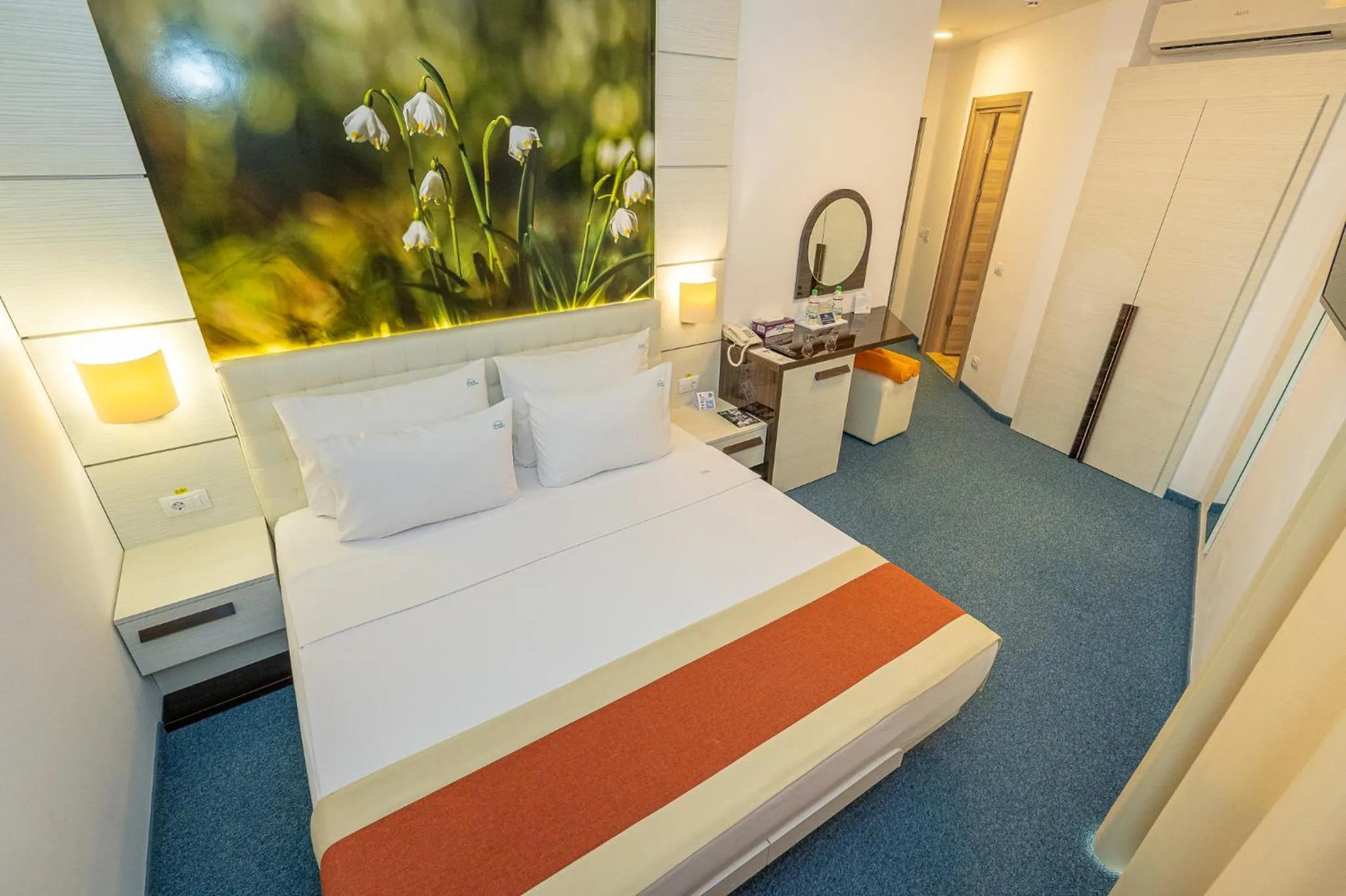 Bed in Mera Resort