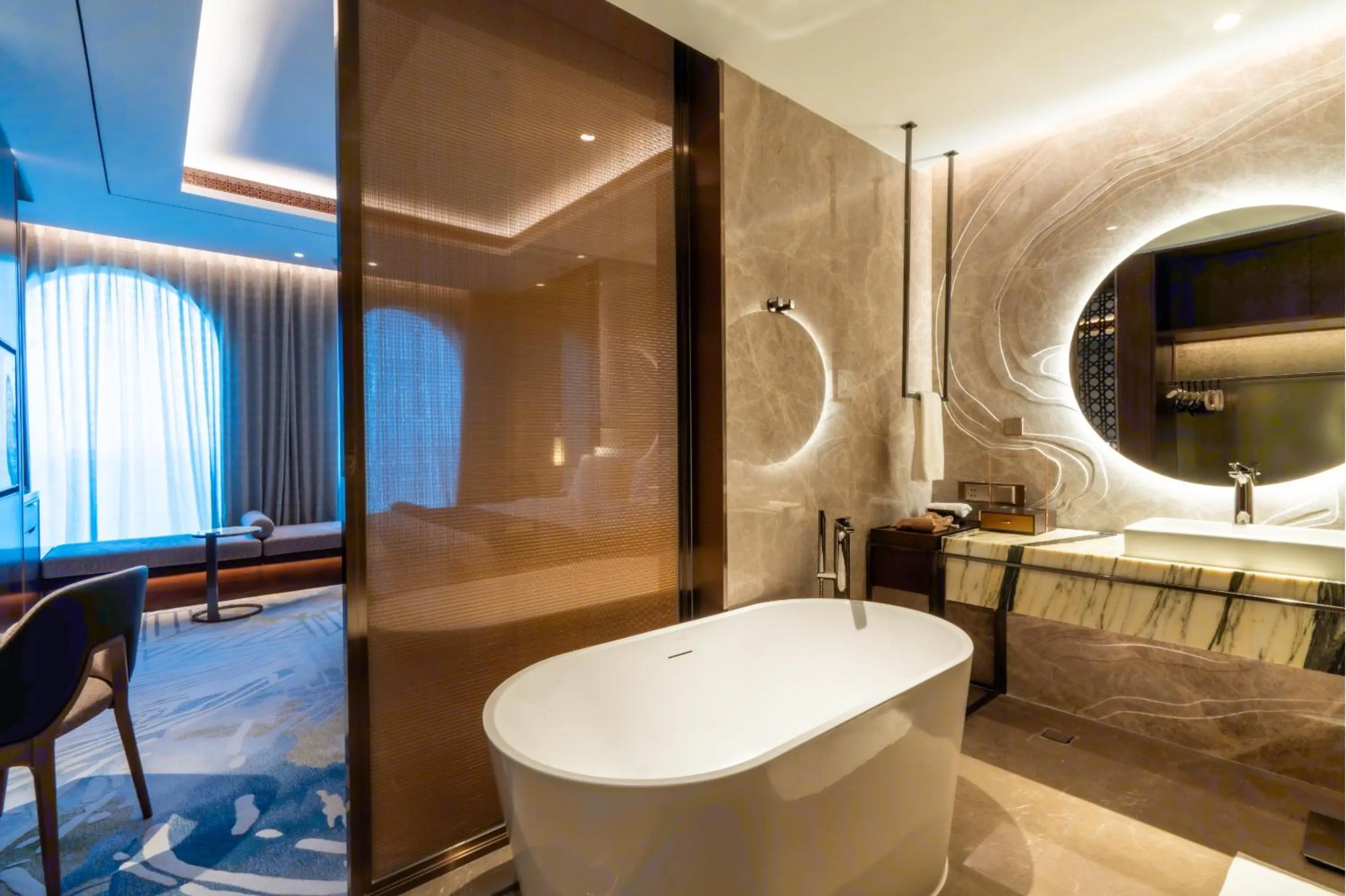 Bathroom in Arjuna Solitaire Hotel