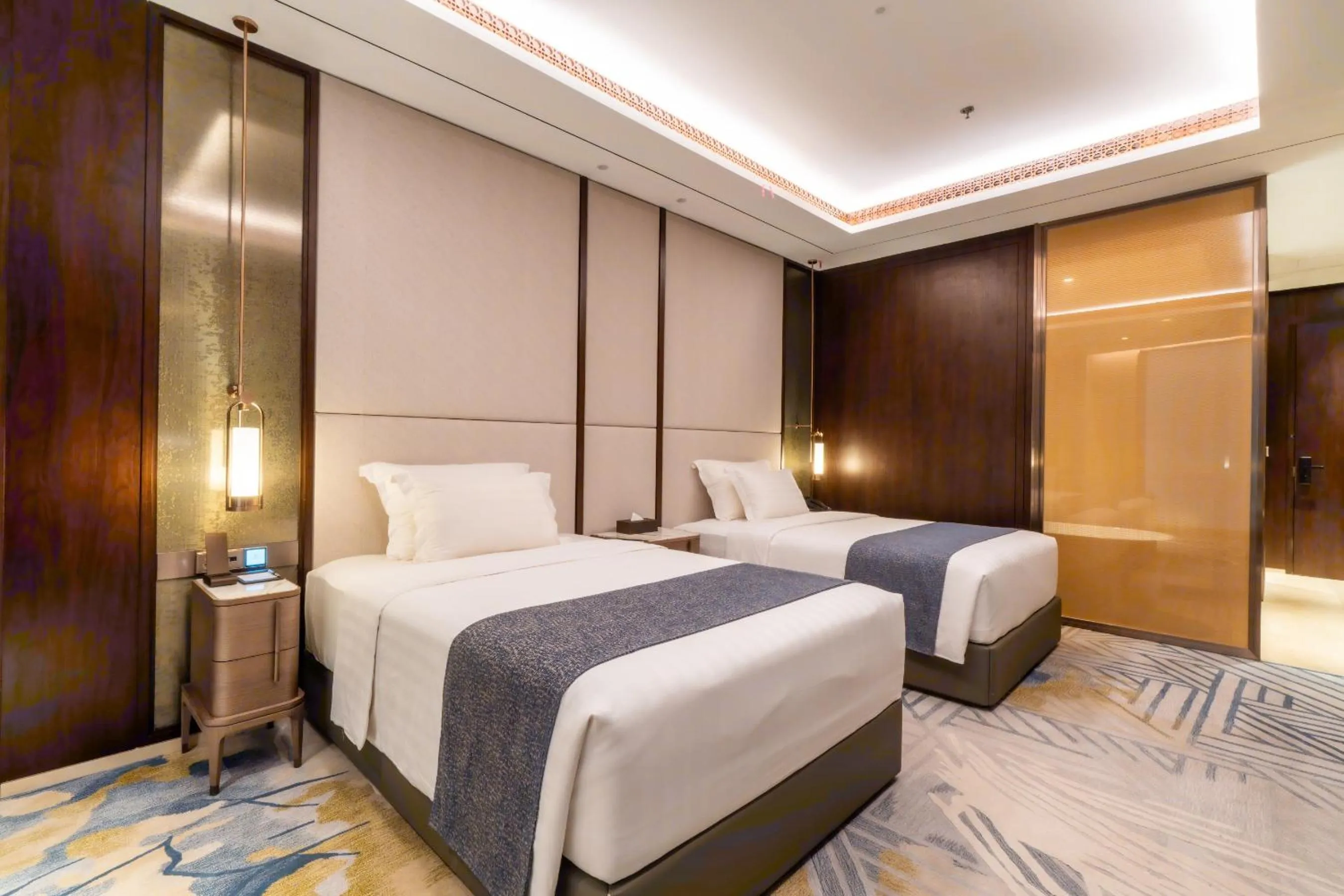 Bedroom, Bed in Arjuna Solitaire Hotel