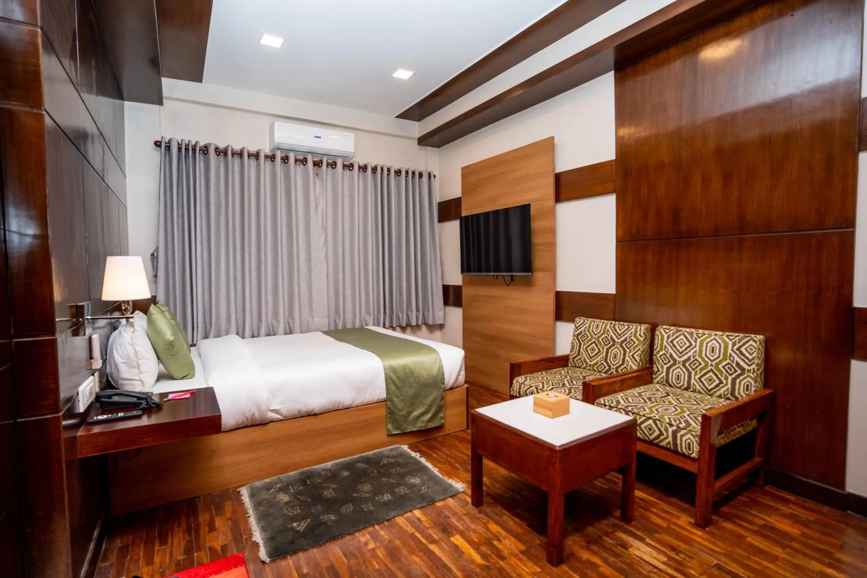 Deluxe Double or Twin Room - single occupancy in Hotel Marcopolo Deluxe Double or Twin Room - single occupancy in Hotel Marcopolo