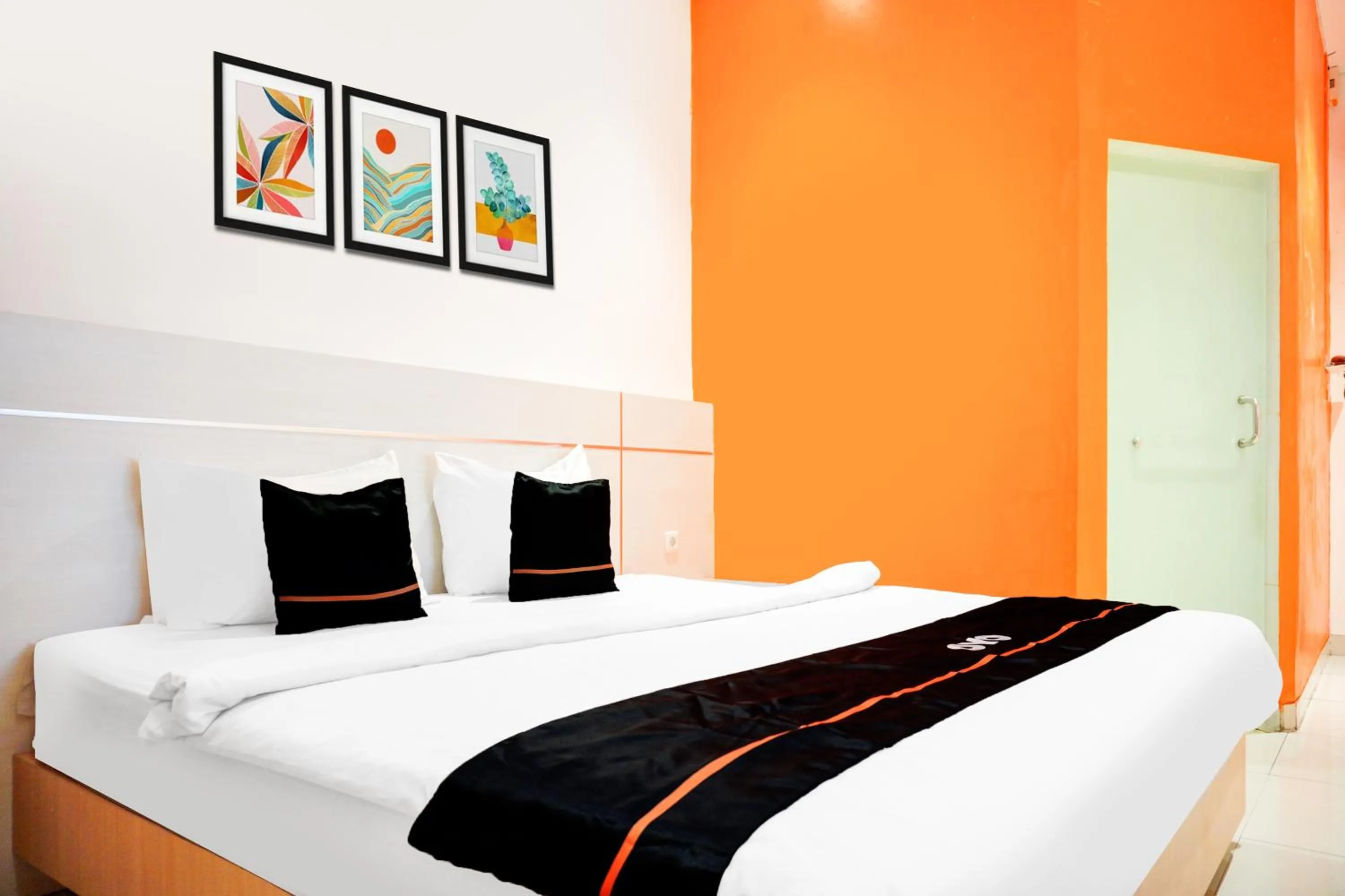 Bedroom, Bed in Townhouse Oak Palembang near Palembang Golf Club formerly KR Hotel