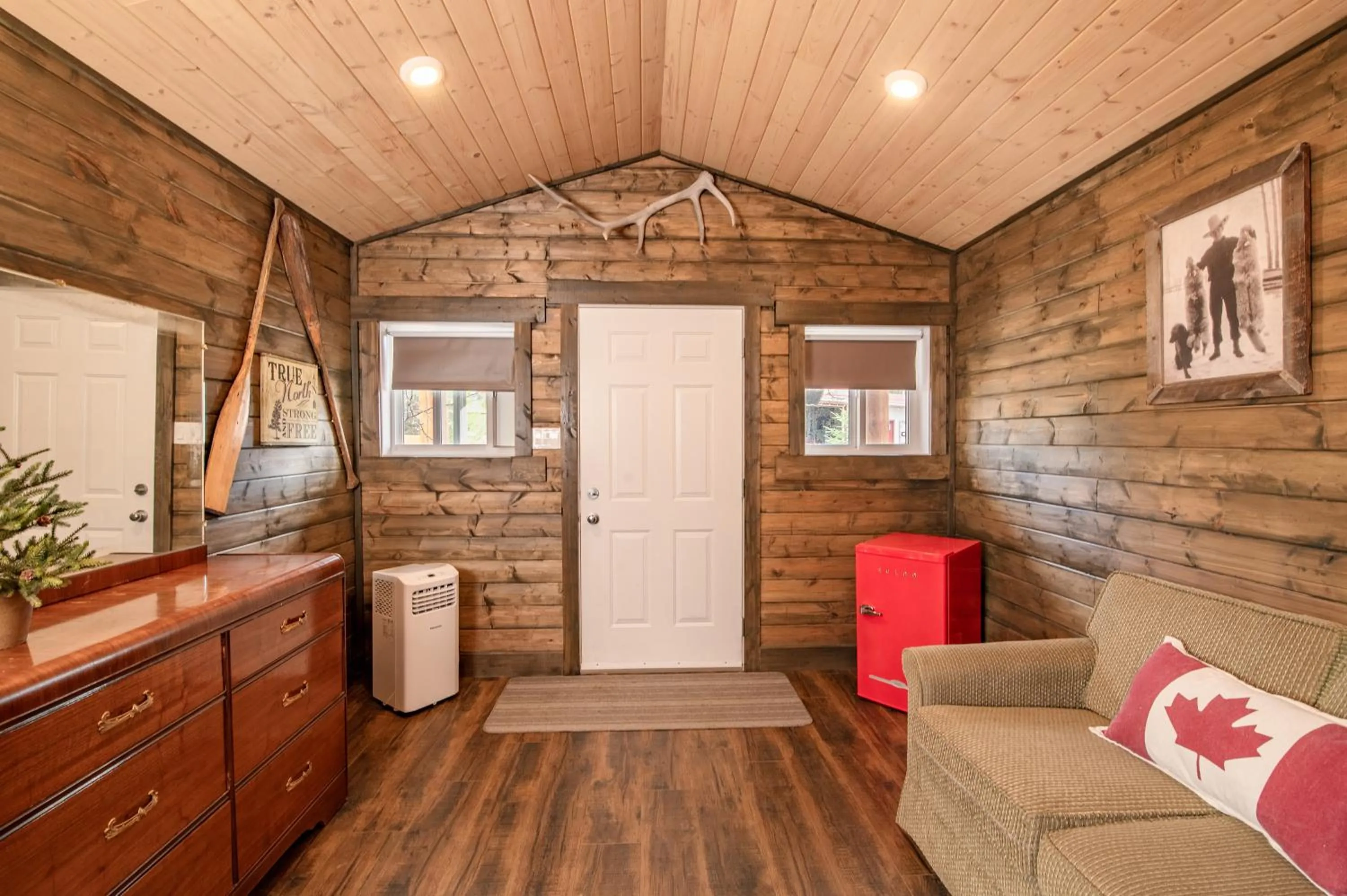 Prairie Junction Rustic Cabins Stettler