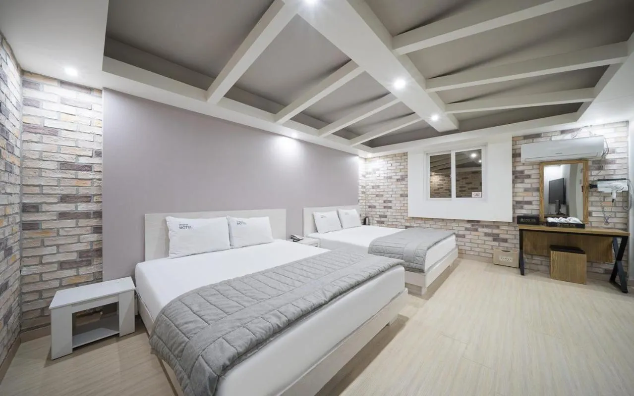 Bed in Daegu Suseong DRAMA