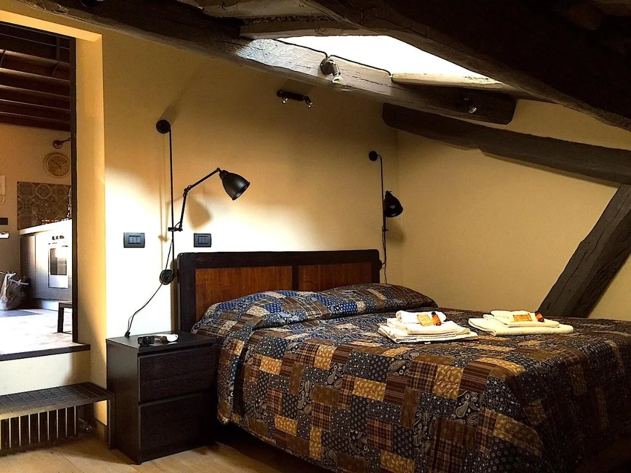 Bed in Loft Navona