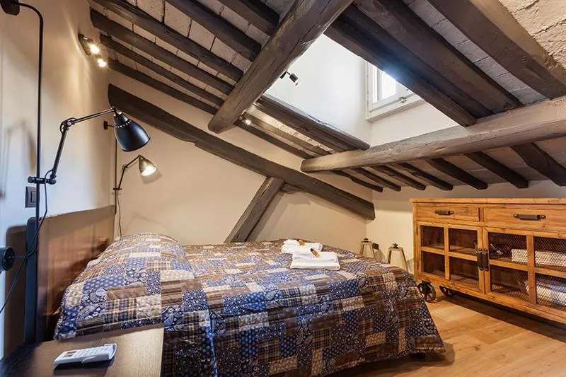 Bed in Loft Navona