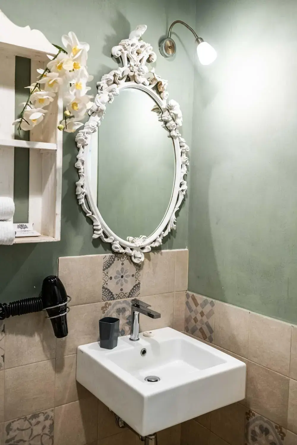 Double Room with Private External Bathroom in La Piazzetta Rooms & Apartments Double Room with Private External Bathroom in La Piazzetta Rooms & Apartments