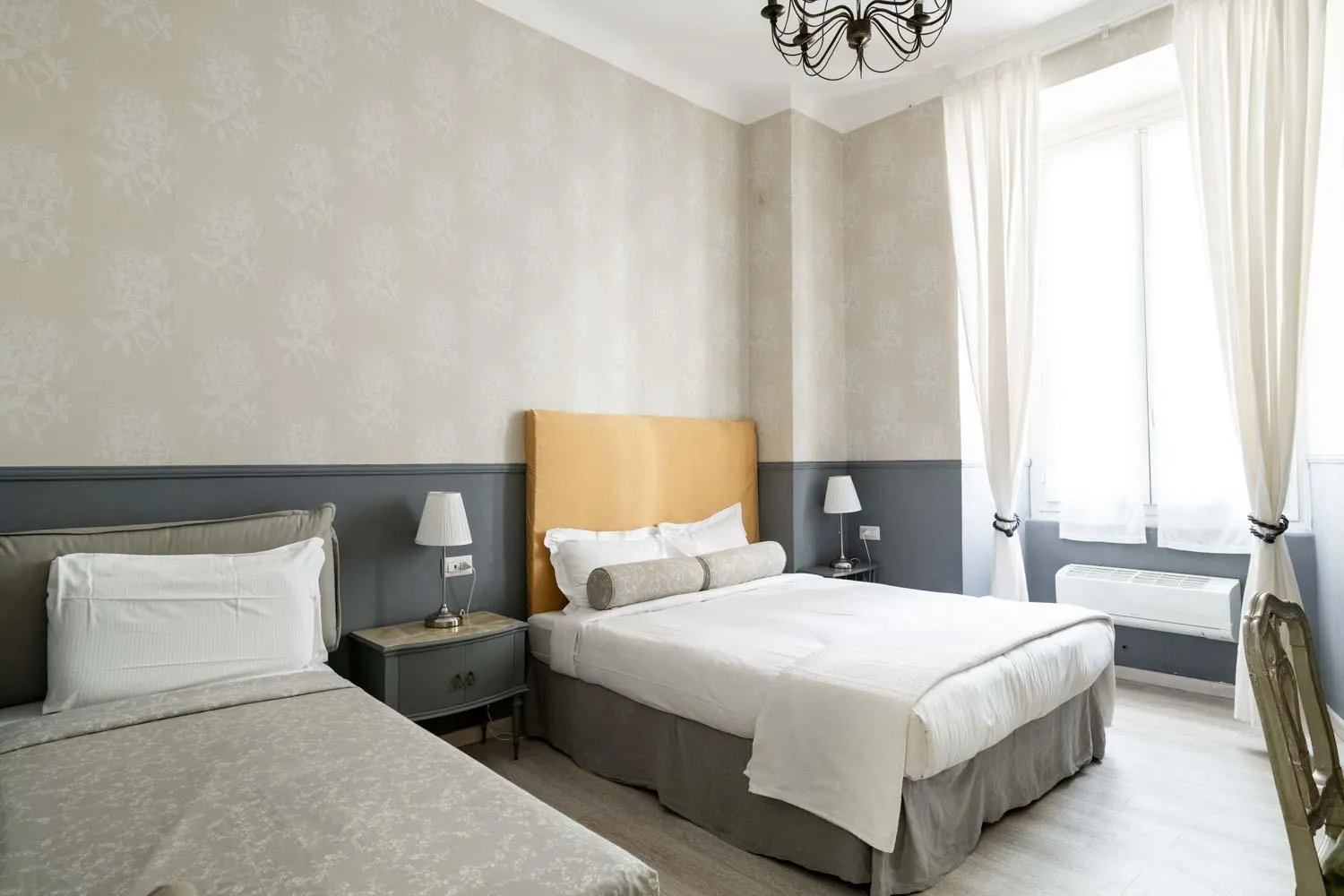 Bed in La Piazzetta Rooms & Apartments