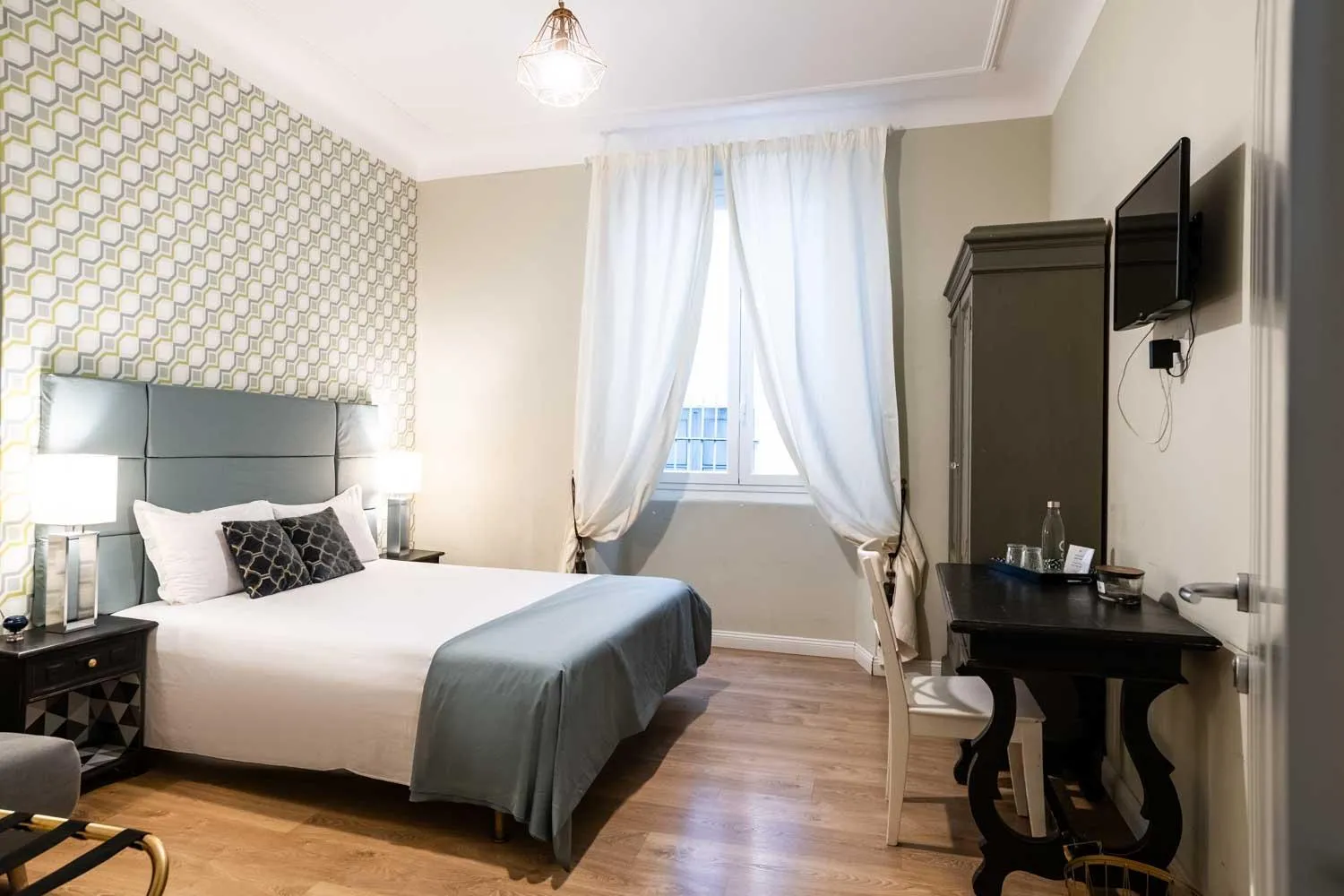 Double or Twin Room with Private External Bathroom in La Piazzetta Rooms & Apartments