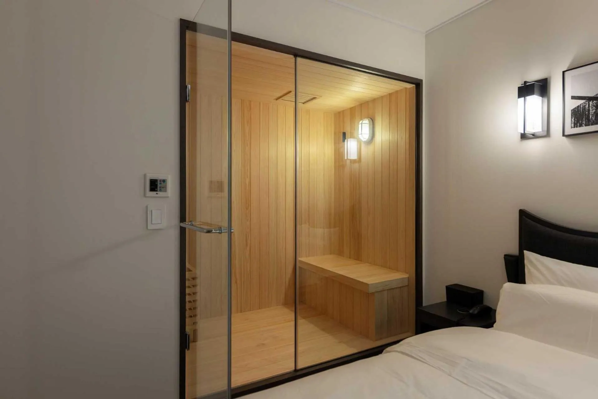 Sauna, Bed in Anook Hotel and Spa Daejeon Yuseong