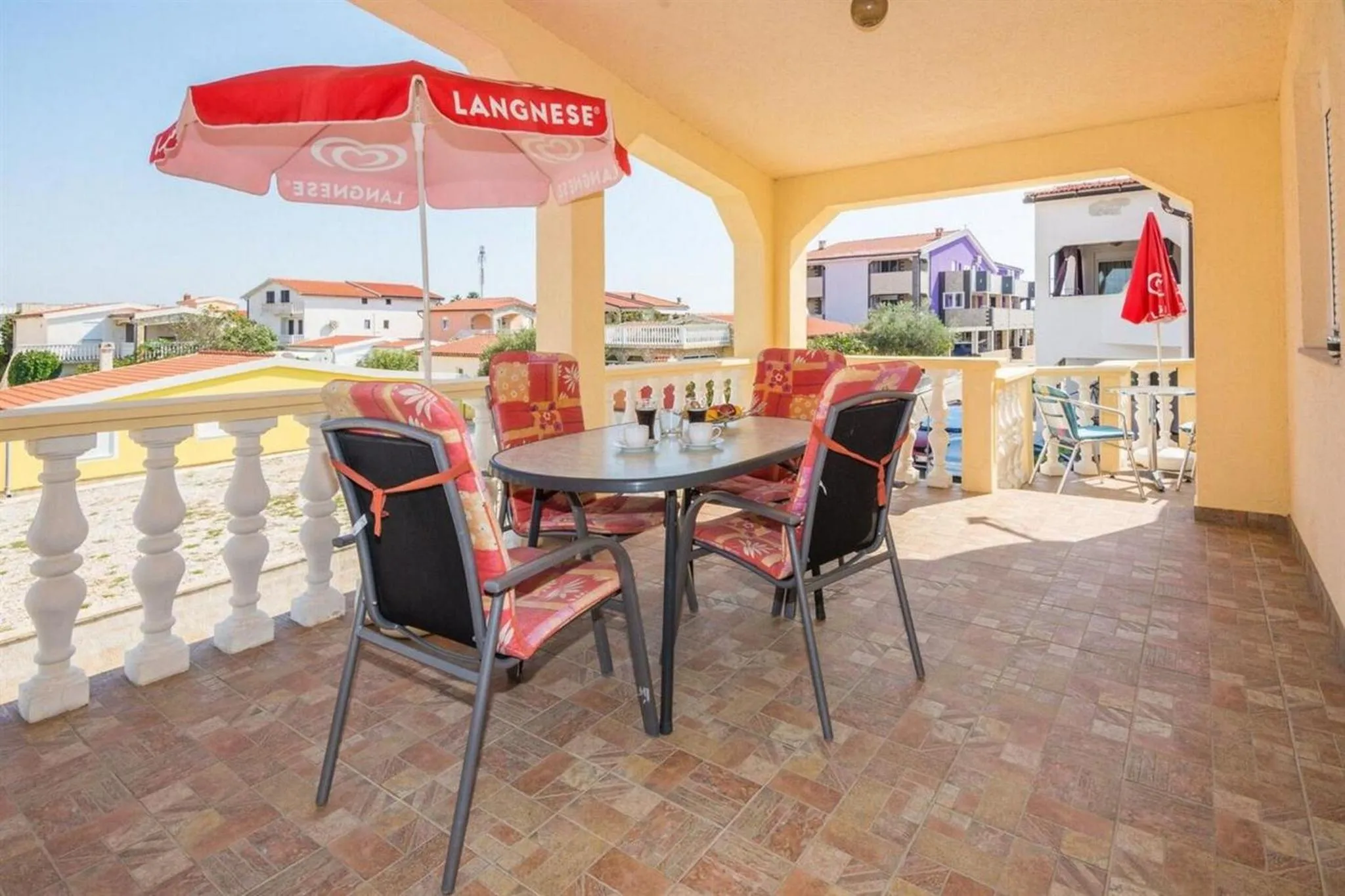 Property building in Apartments Delic-Pejic